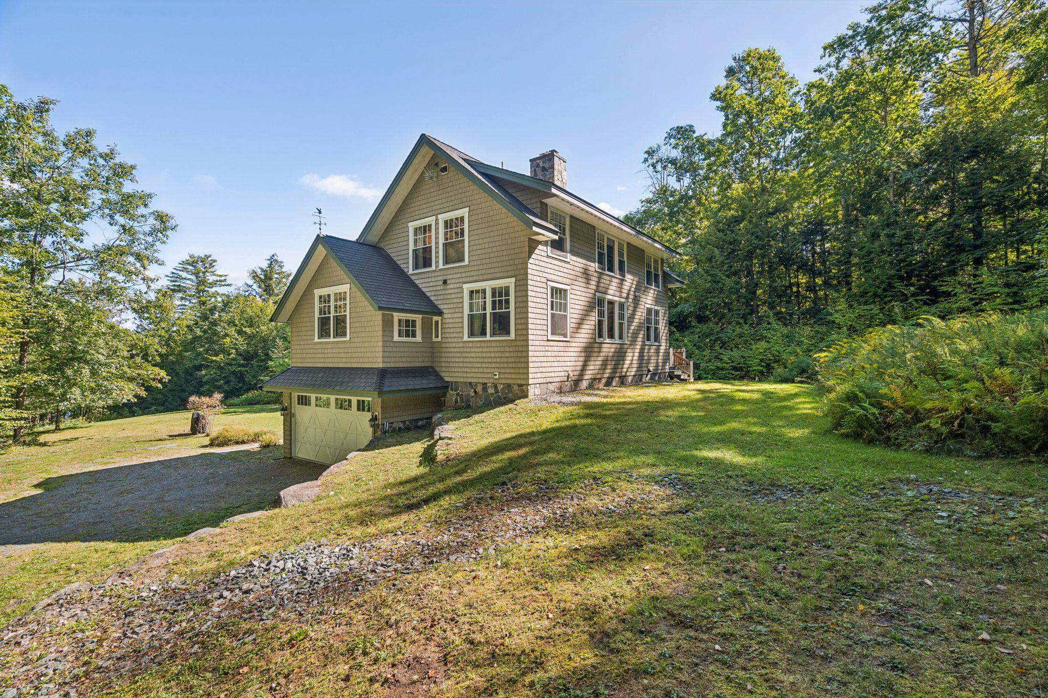 12 Lakeview Circle Property Photo 3