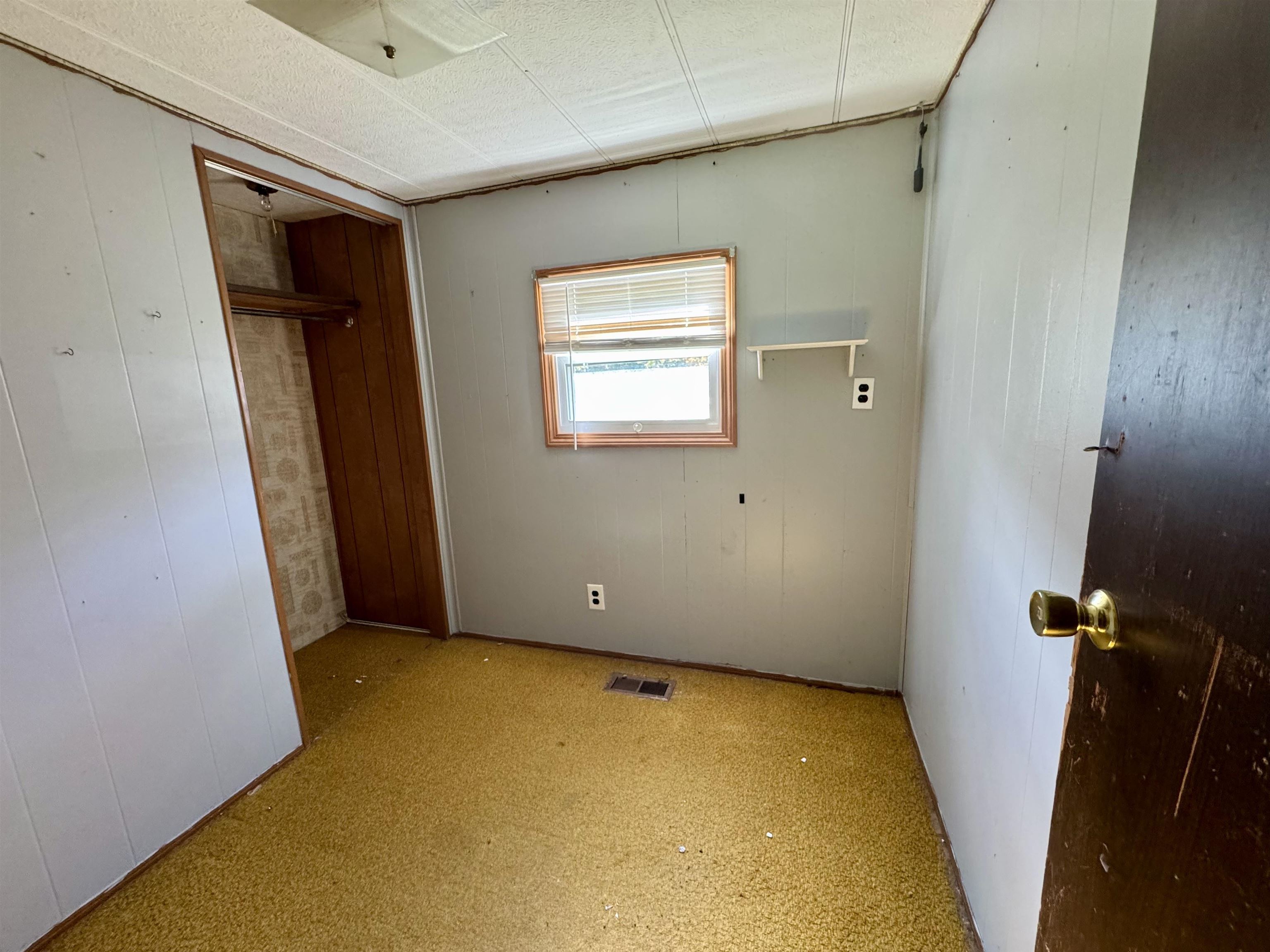 5556 W Woodstock Road Property Photo 14