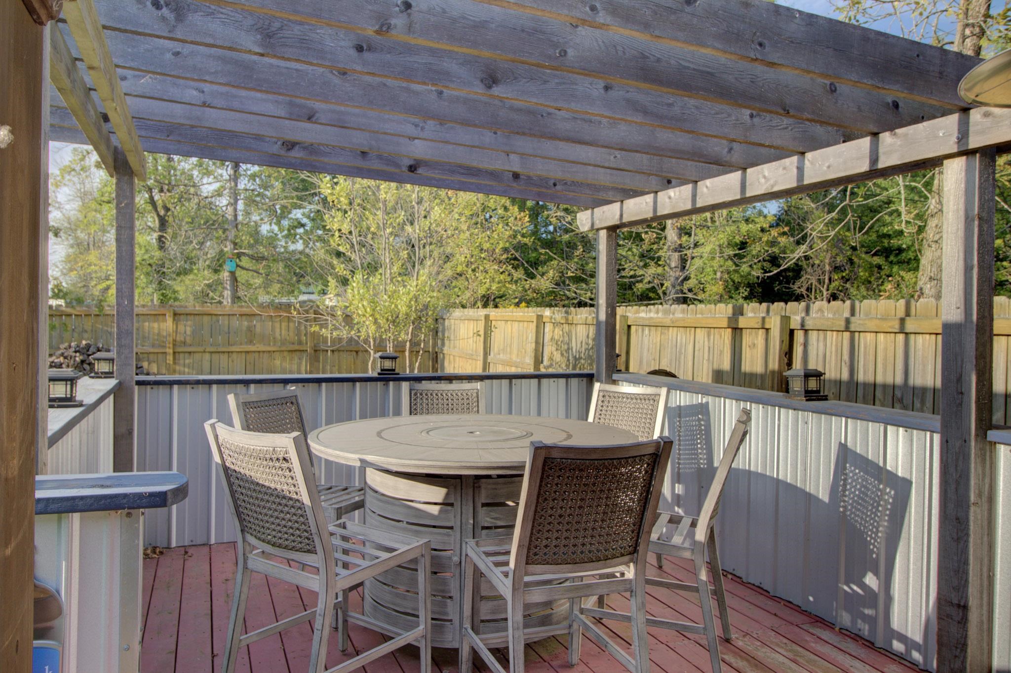 9 Cedar Street Property Photo 15