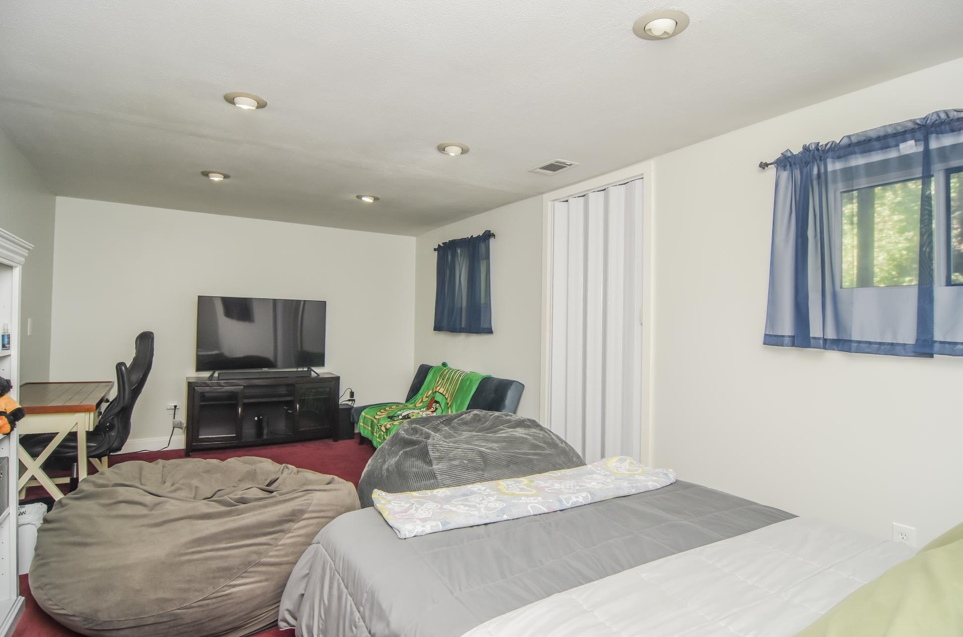40 Middlesex Road Property Photo 27