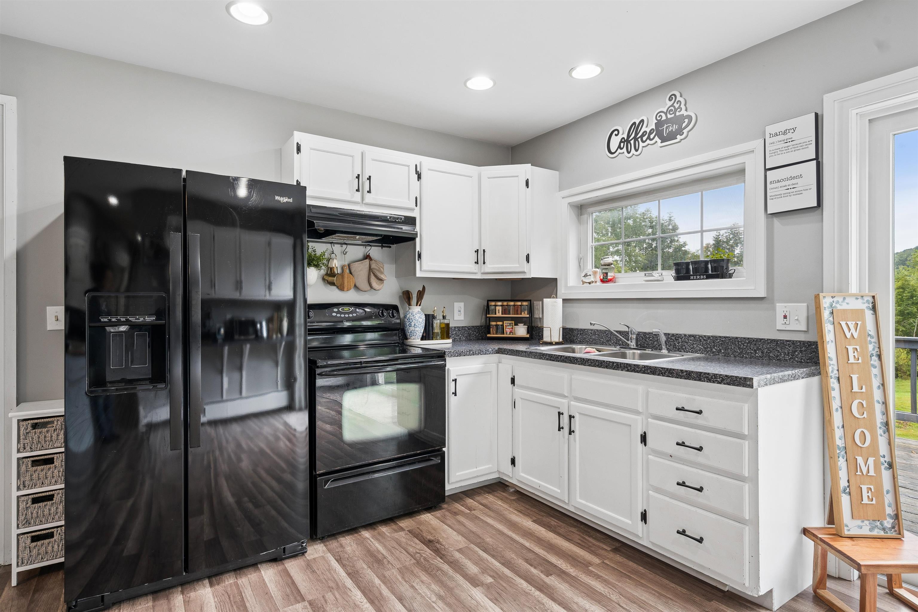 292 Spooner Road Property Photo 15