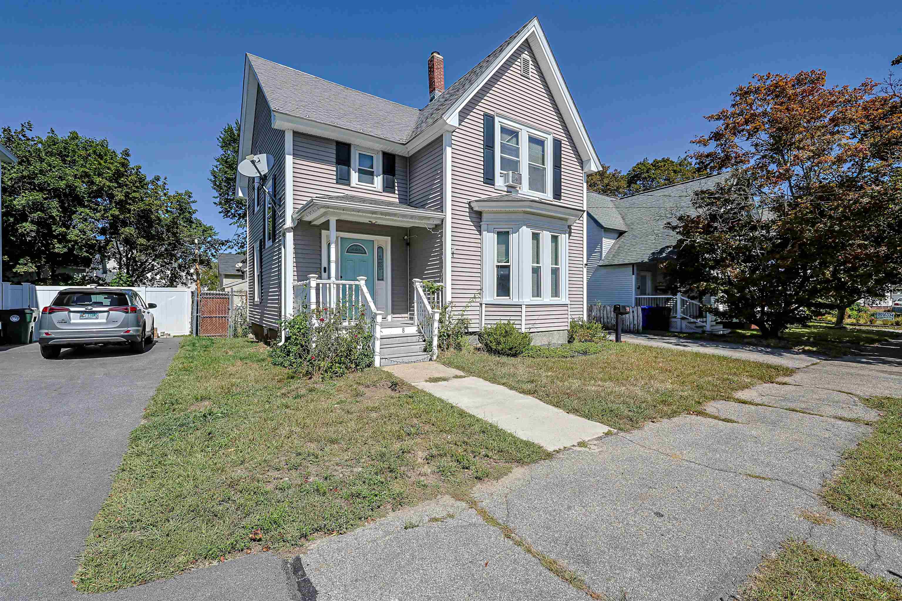 418 Central Street Property Photo 1