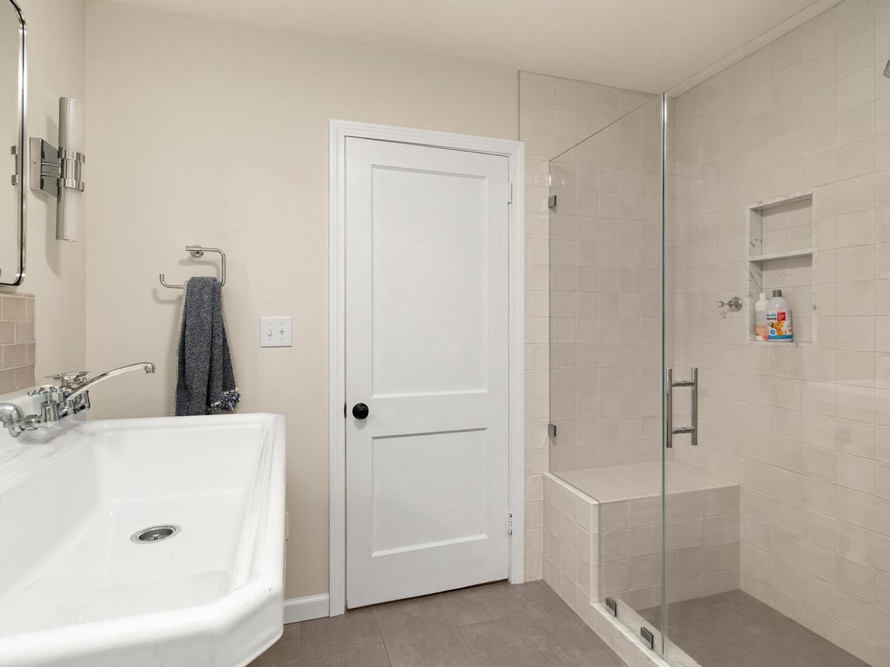 546 Spear Street Property Photo 19