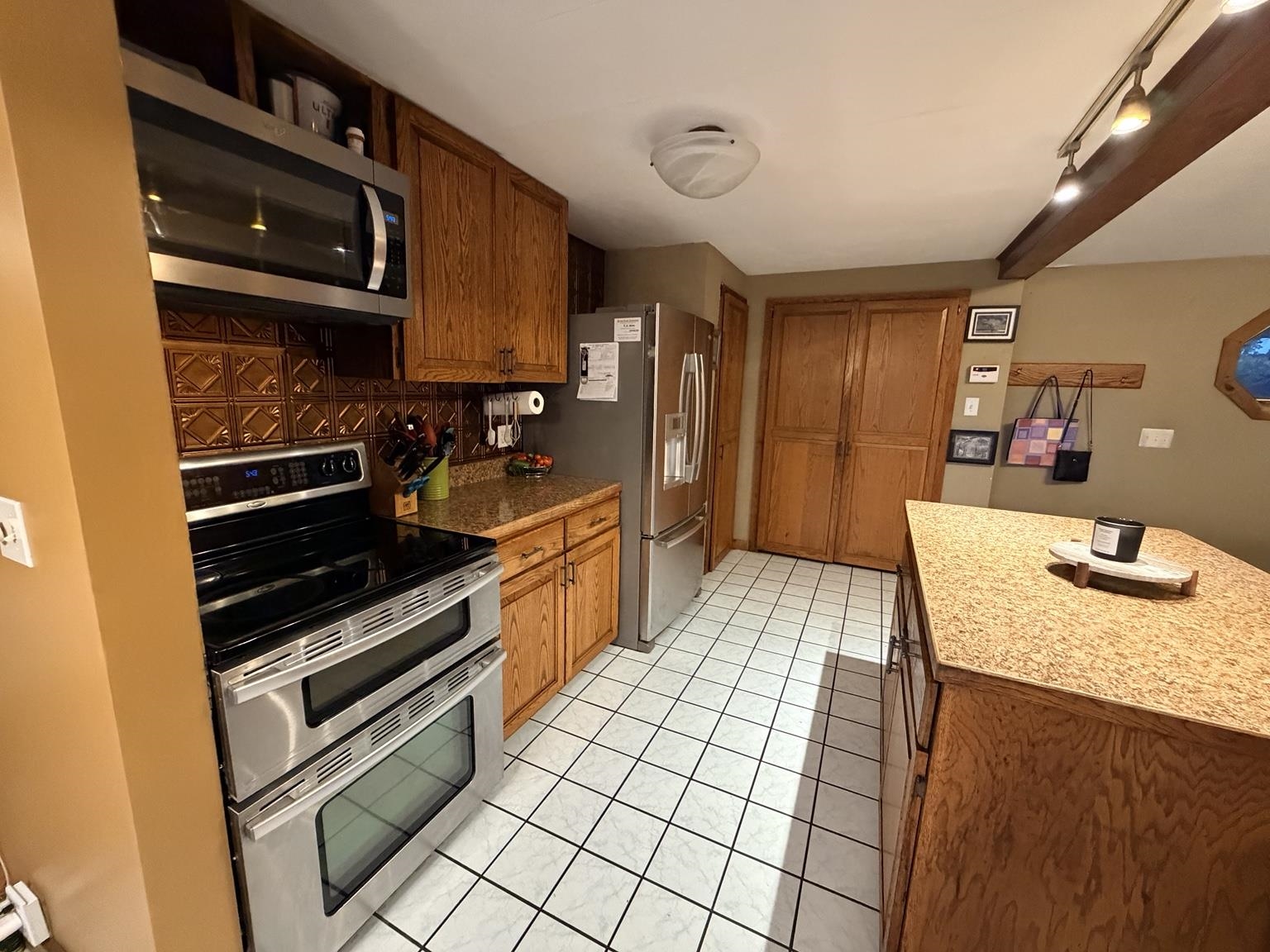 1479 East Road Property Photo 7