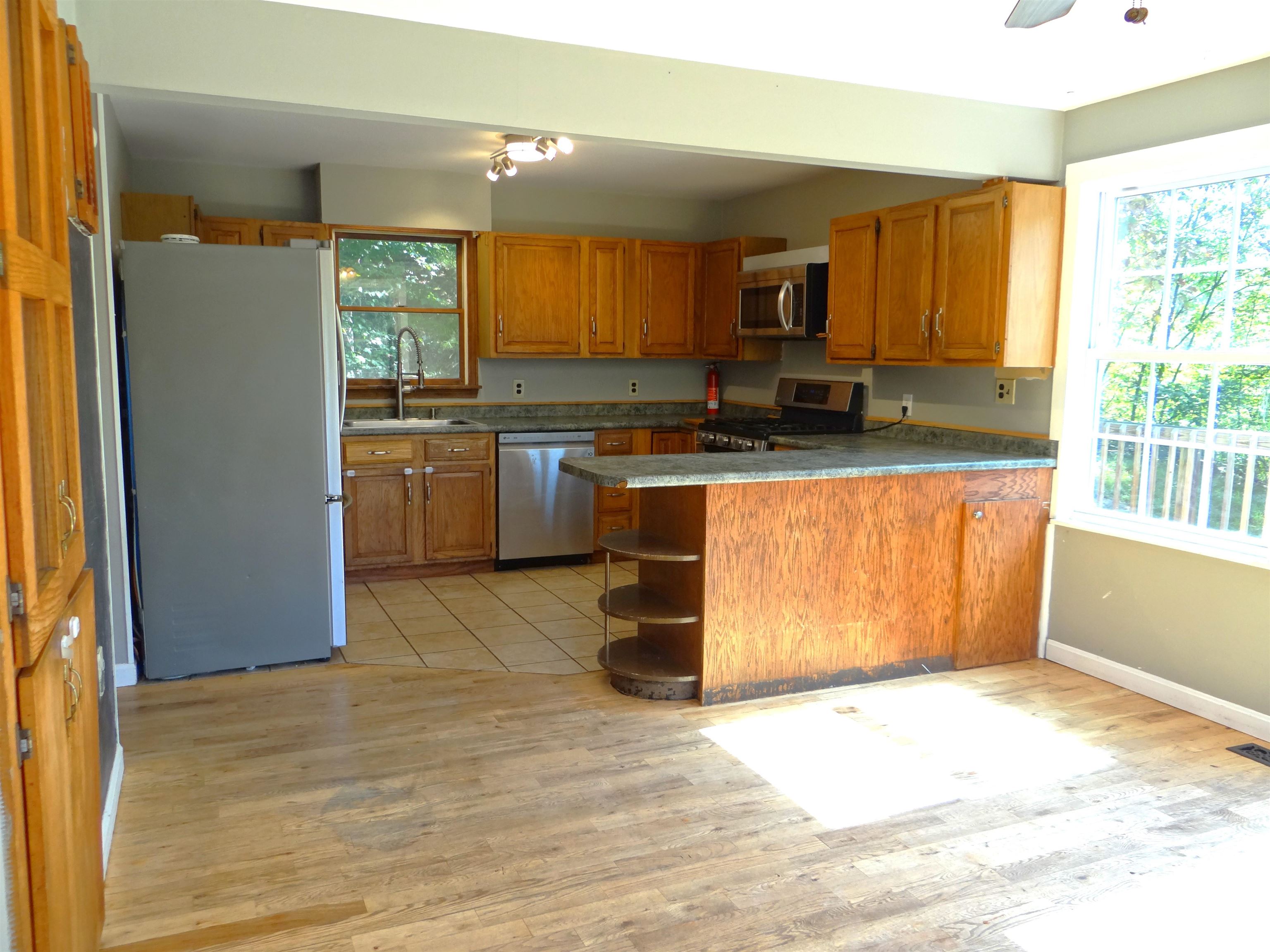 494 Eastman Road Property Photo 10