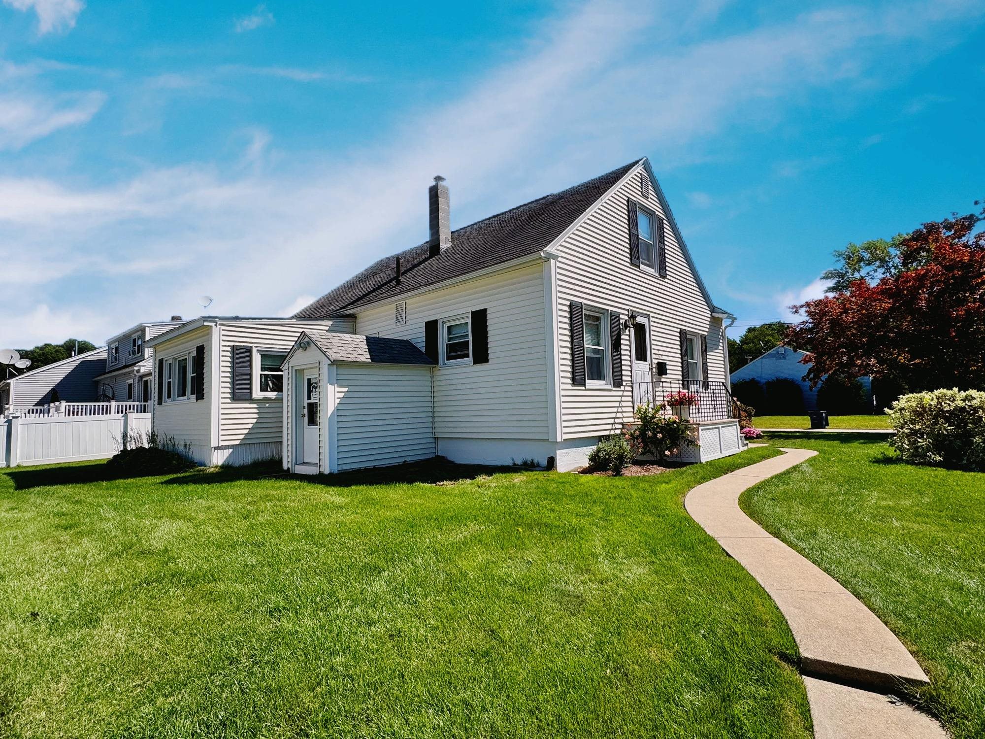 11 Victor Avenue Property Photo 7