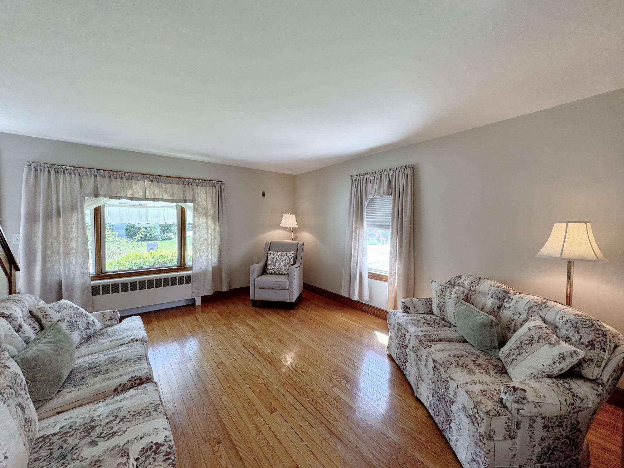11 Victor Avenue Property Photo 10