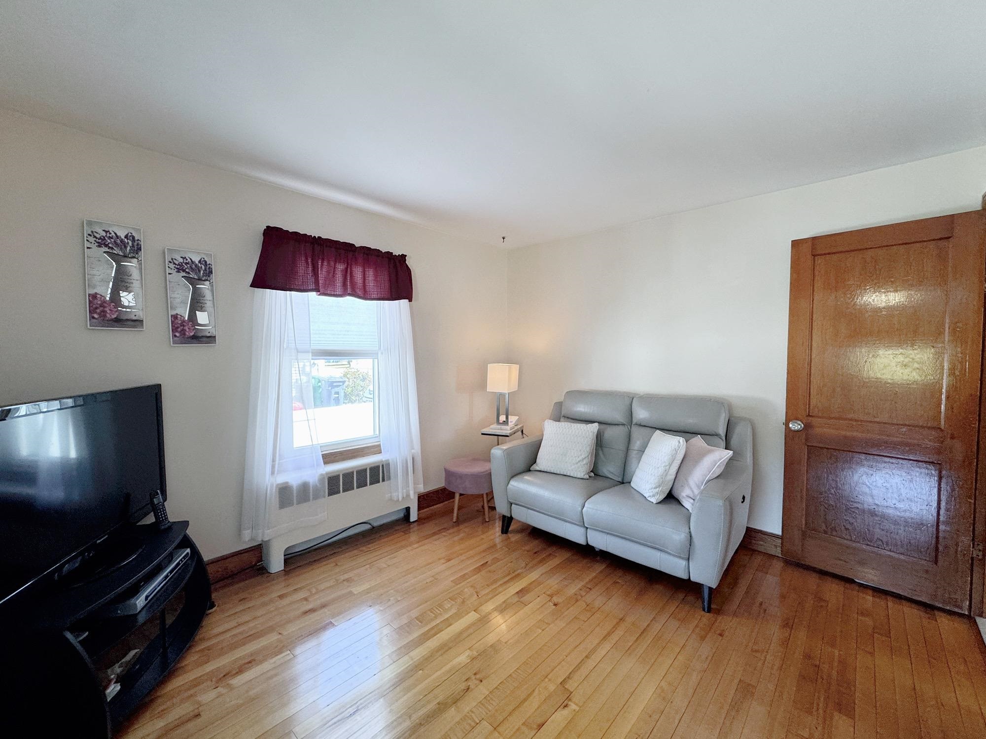 11 Victor Avenue Property Photo 19