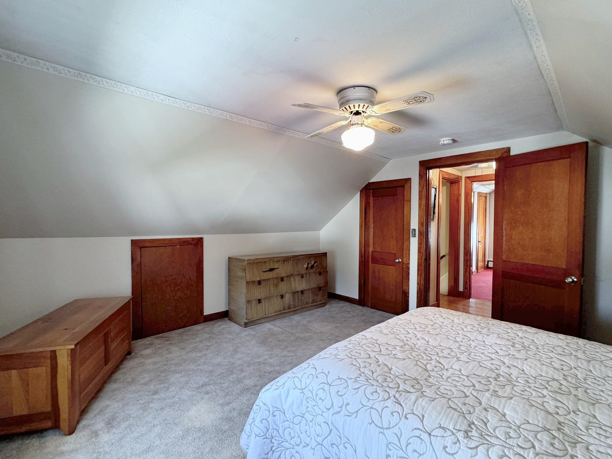 11 Victor Avenue Property Photo 31