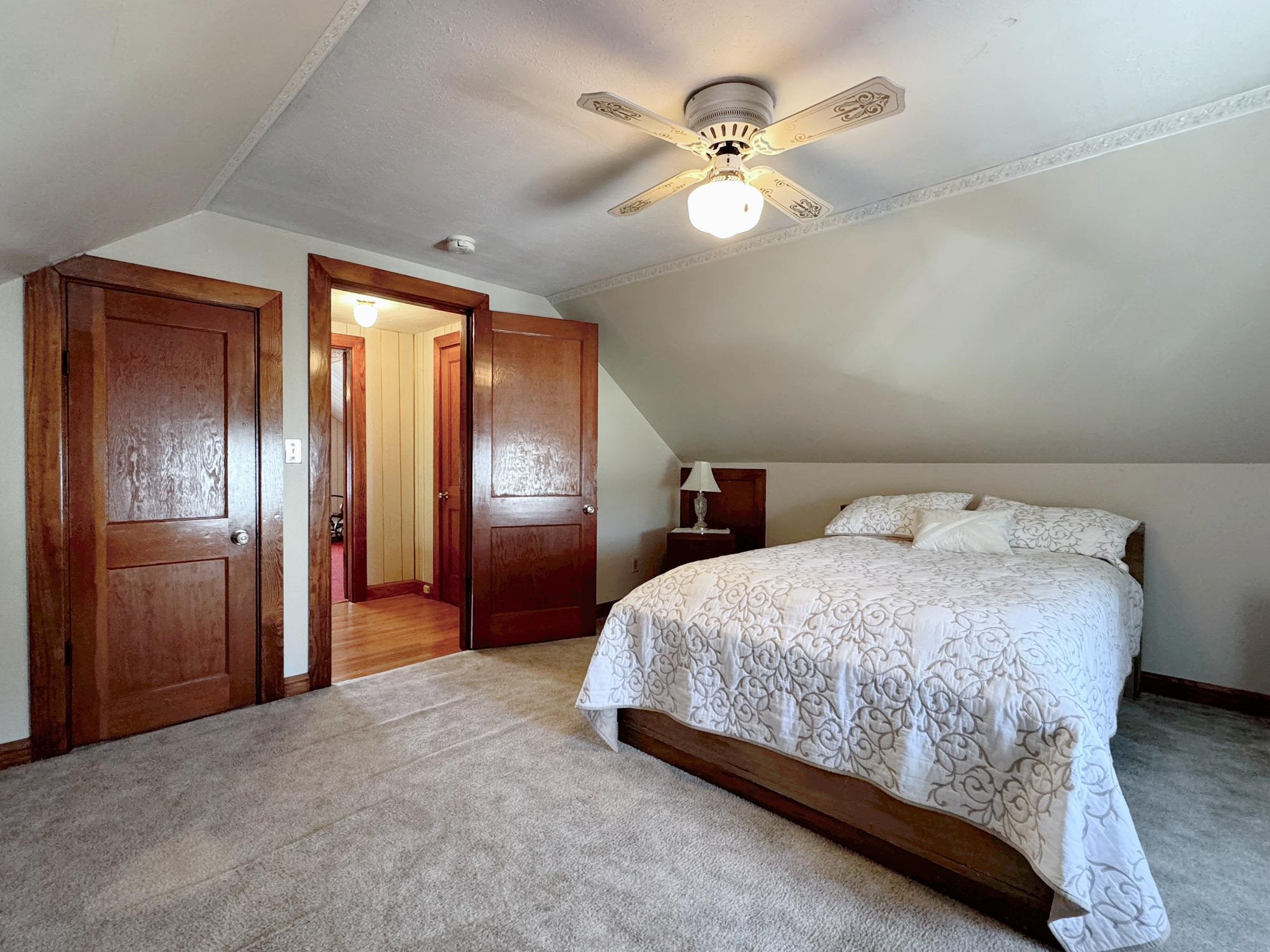 11 Victor Avenue Property Photo 32