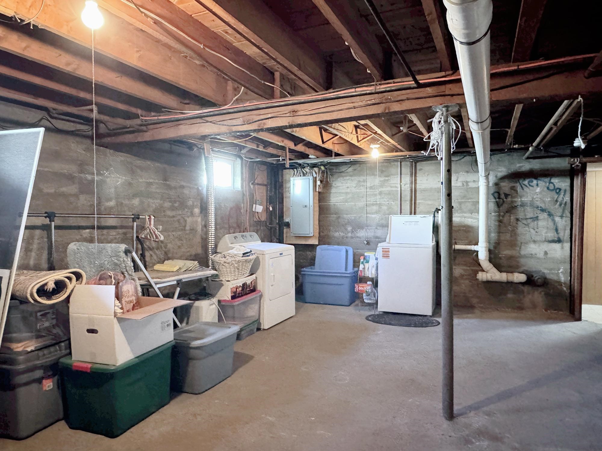 11 Victor Avenue Property Photo 43