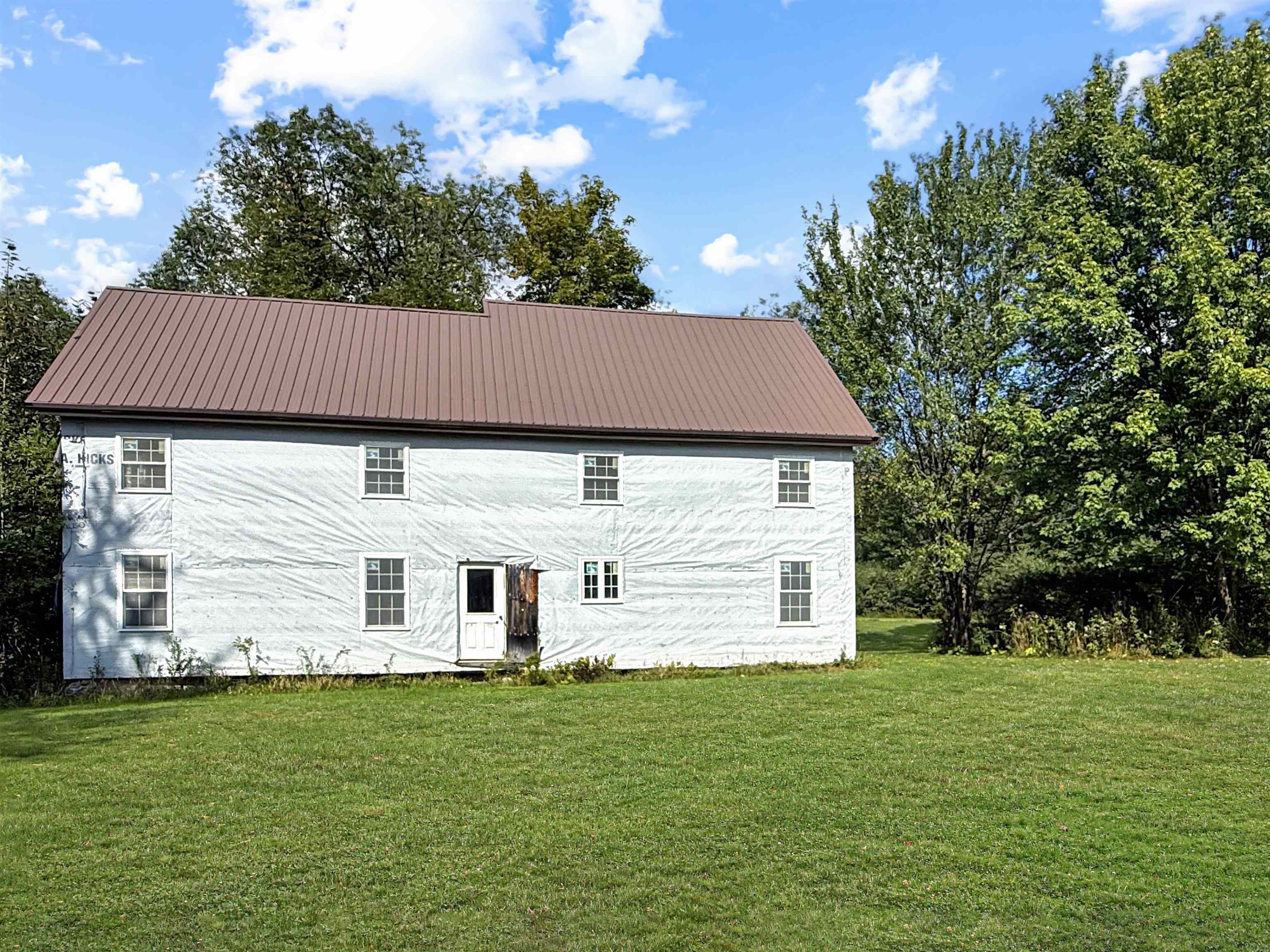 456 River Road Property Photo 11