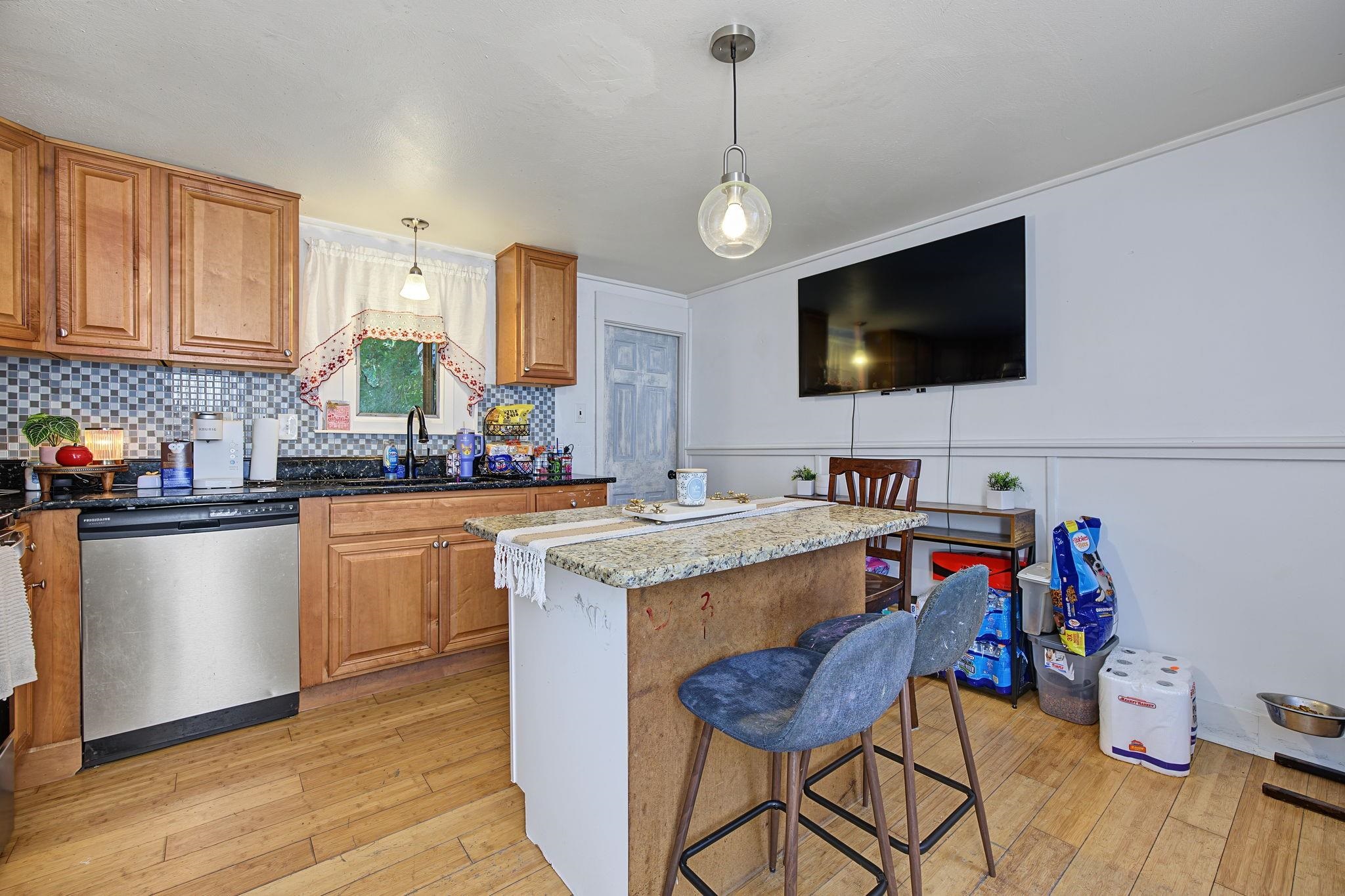 29 Ferry Street Property Photo 4