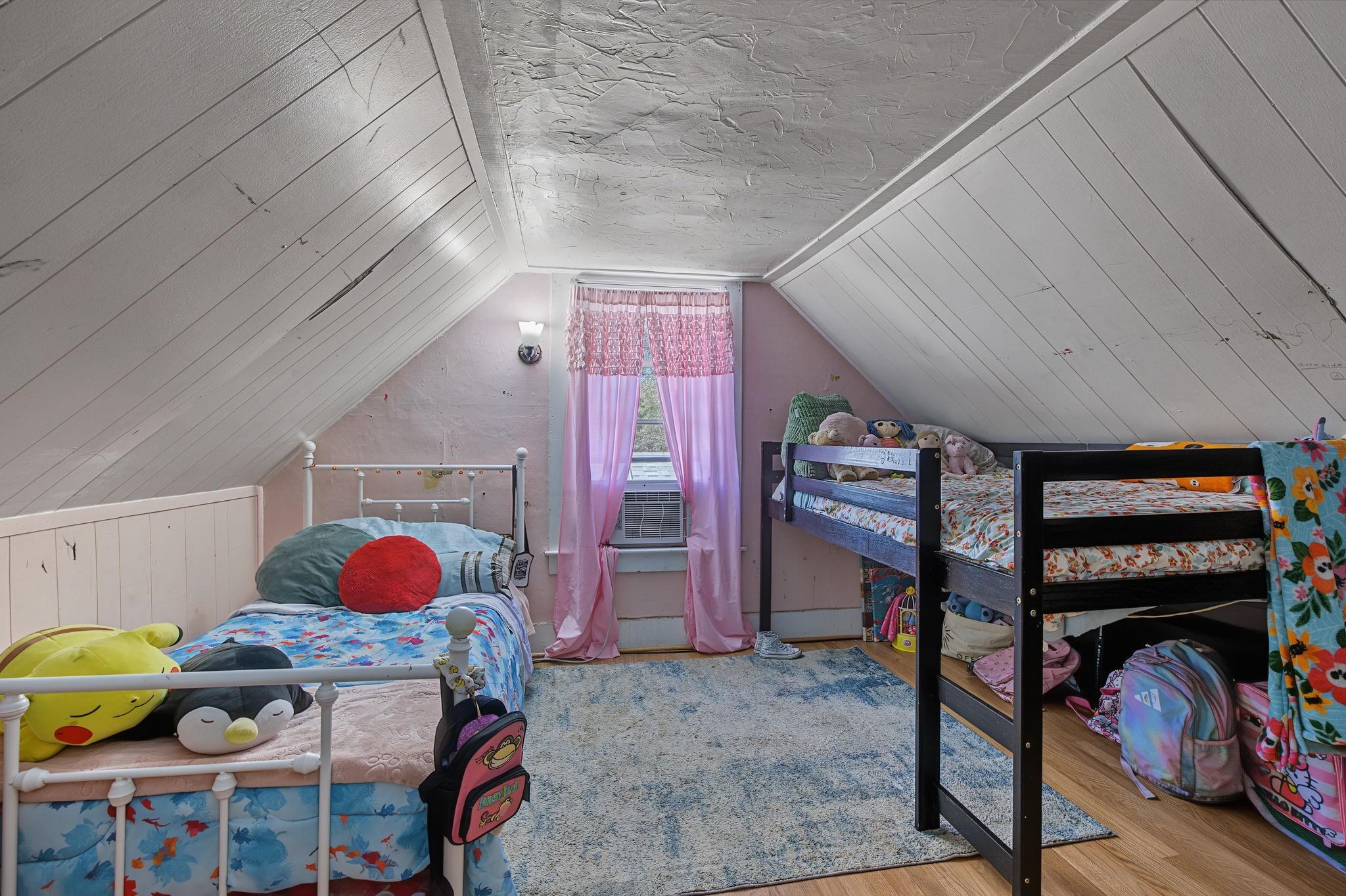 29 Ferry Street Property Photo 6