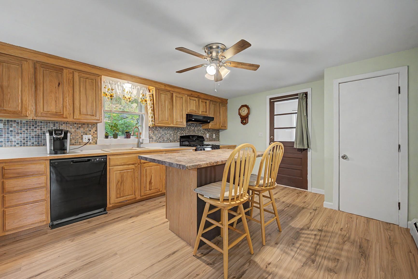 97 Cash Street Property Photo 7