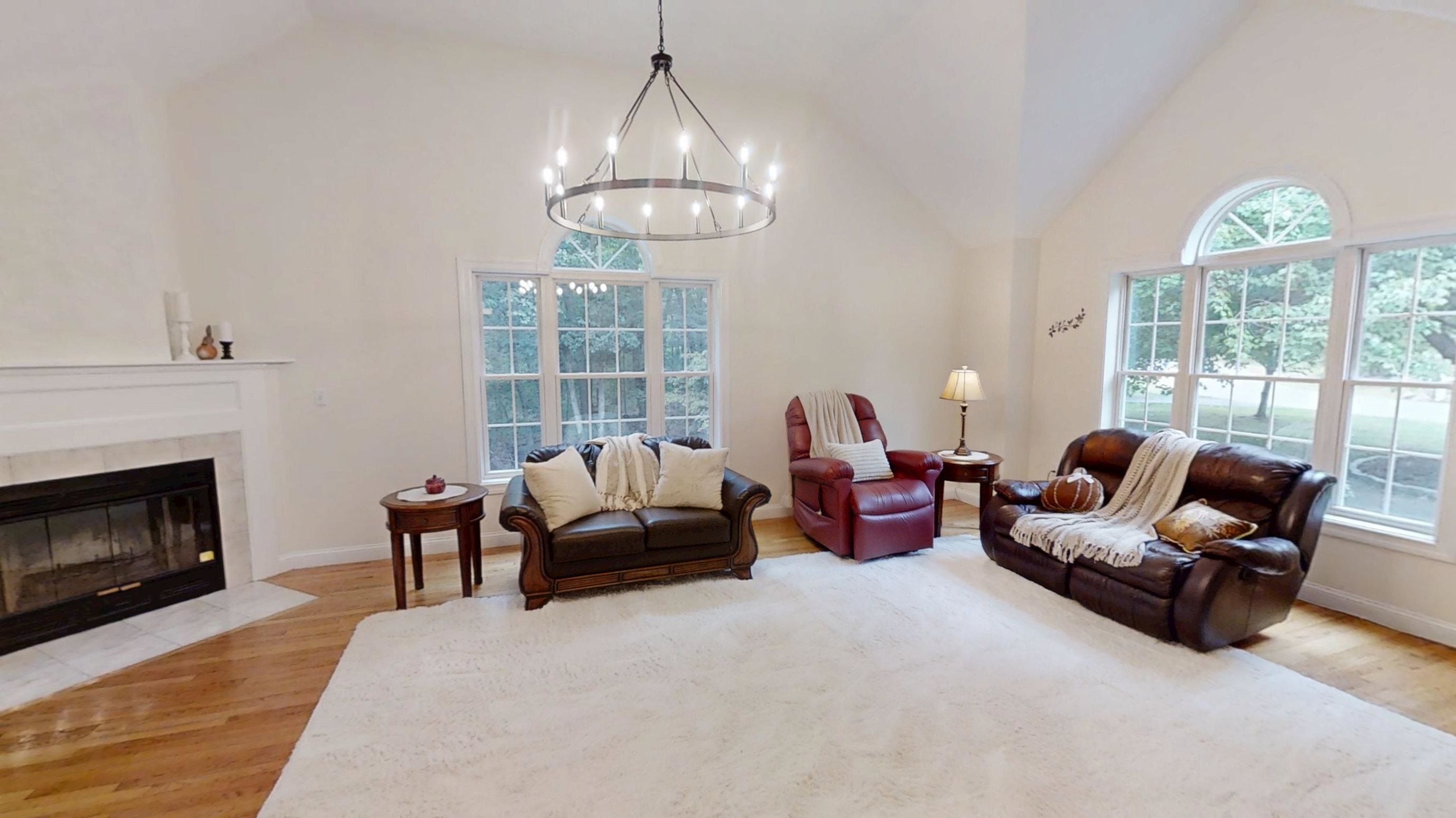 79 Wyndridge Circle Property Photo 10