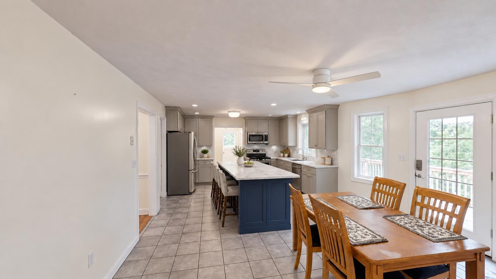 79 Wyndridge Circle Property Photo 14