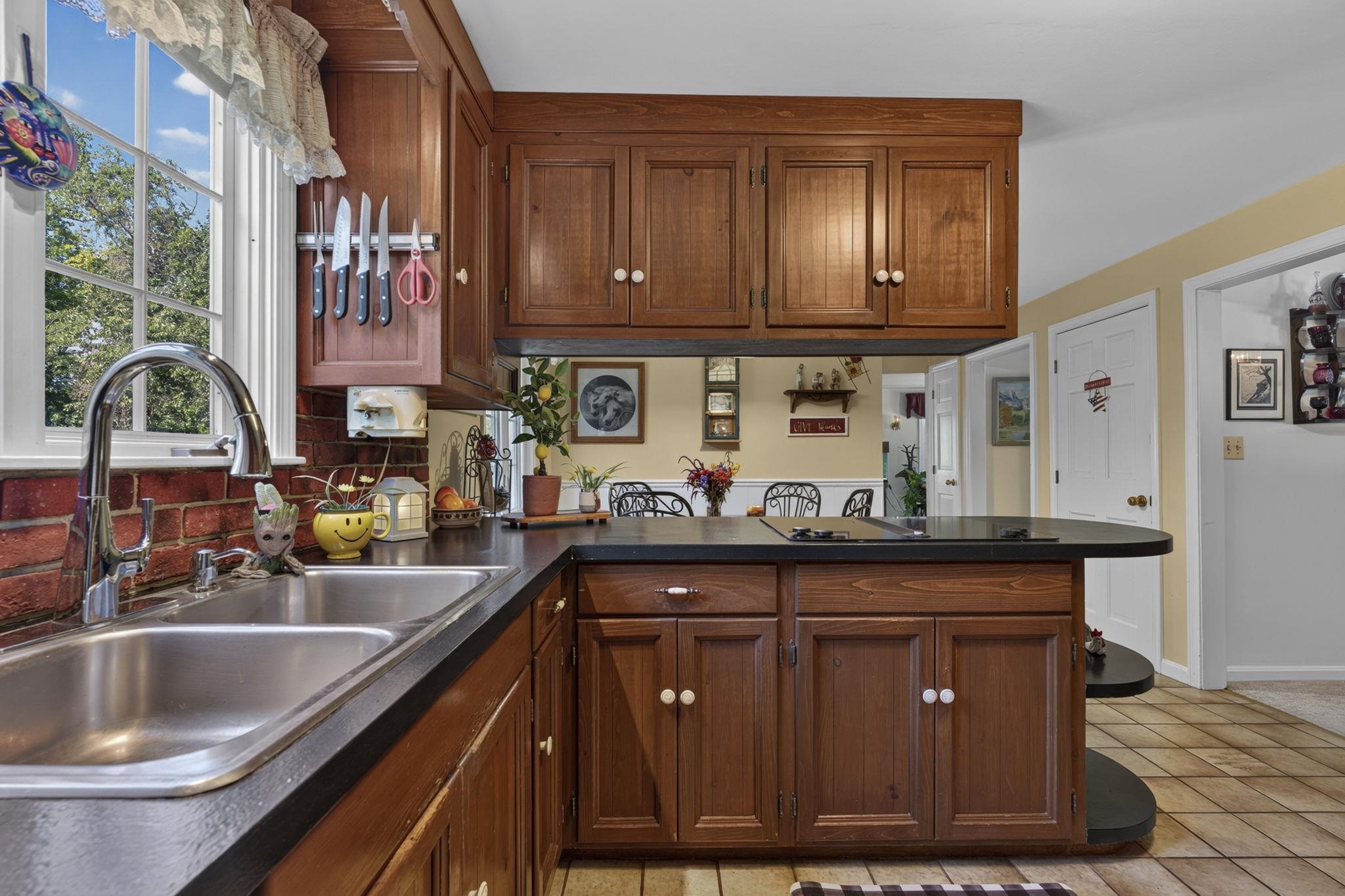 64 Peaslee Road Property Photo 11