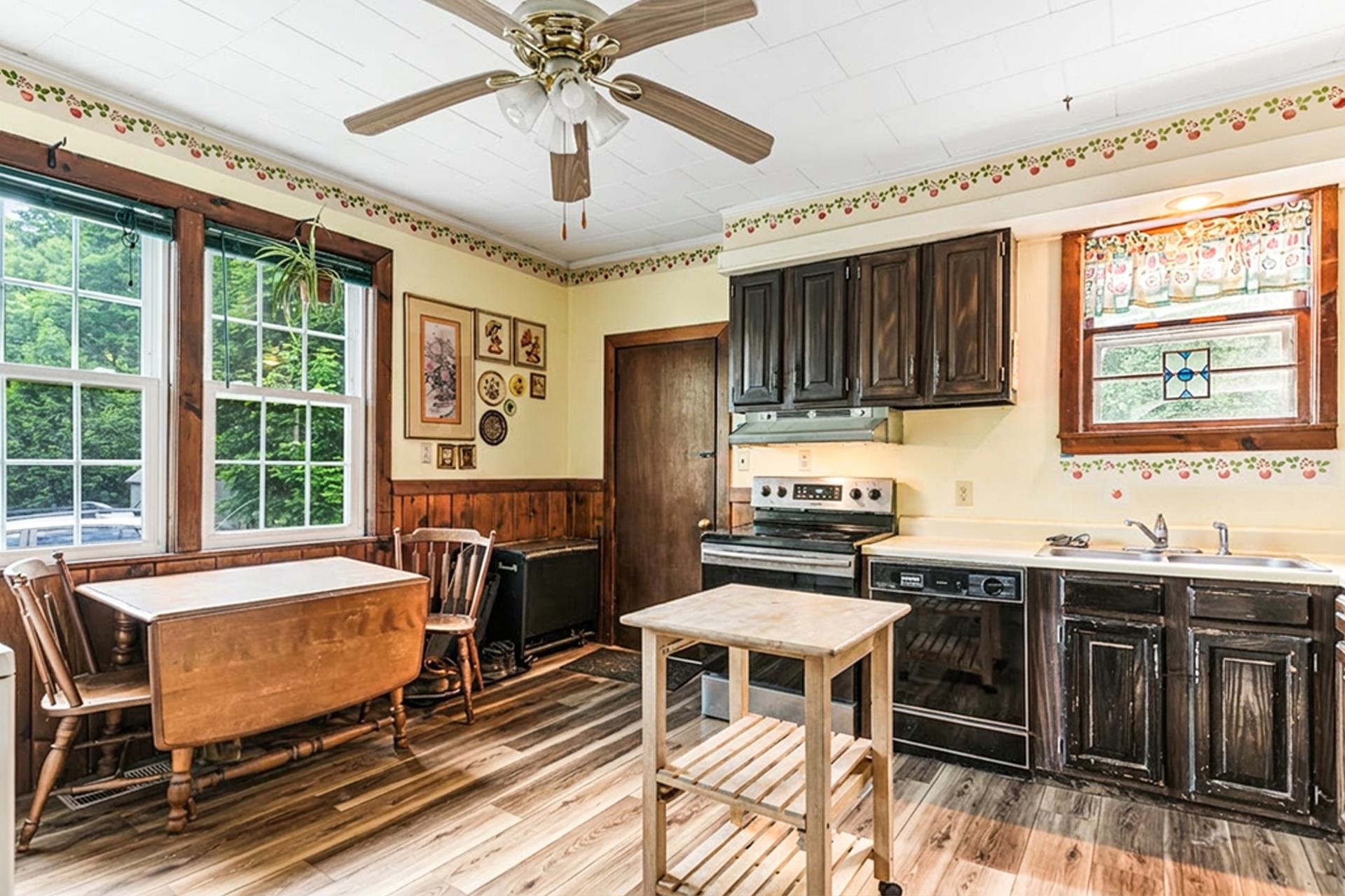 24 Wilder Street Property Photo 32