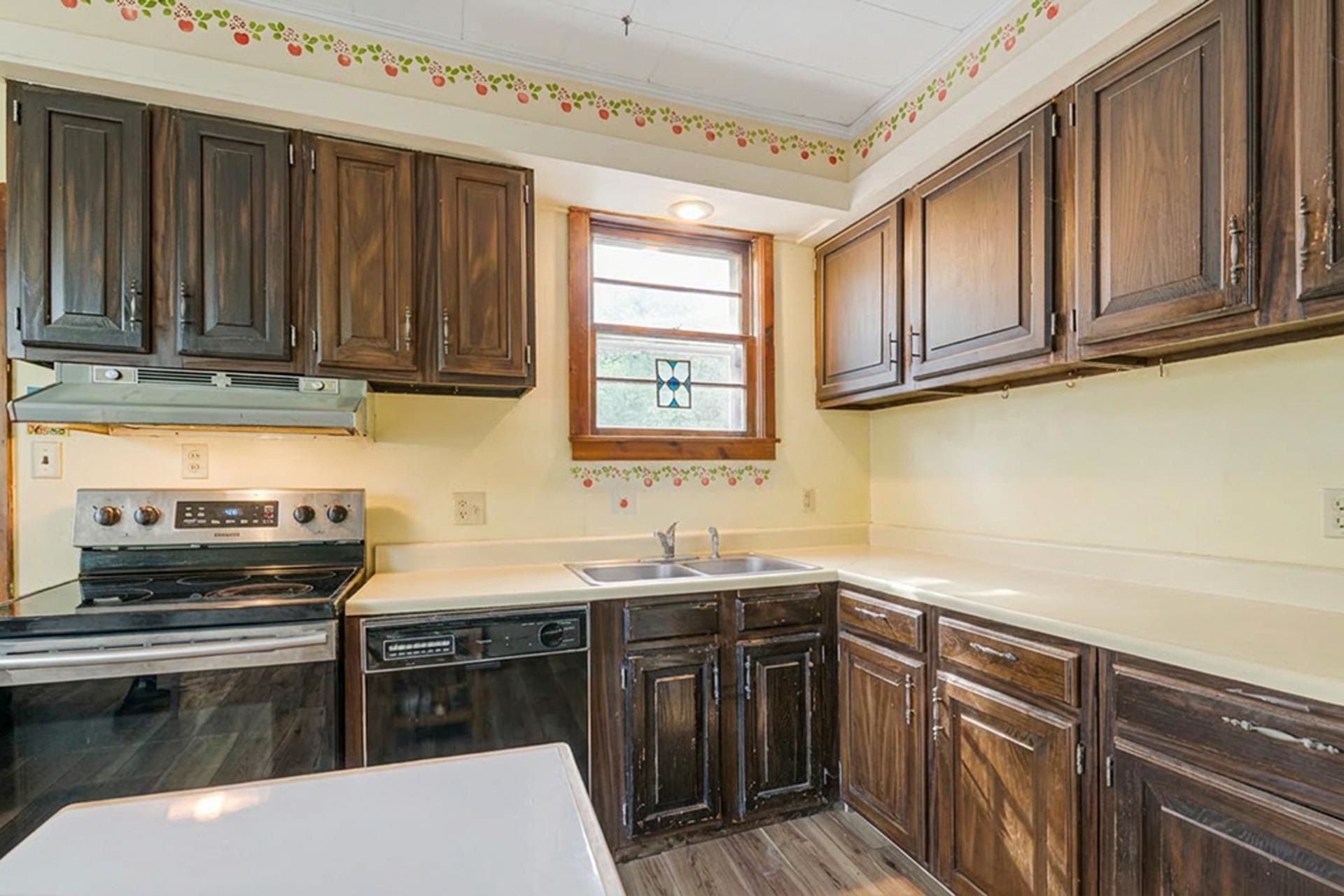24 Wilder Street Property Photo 33