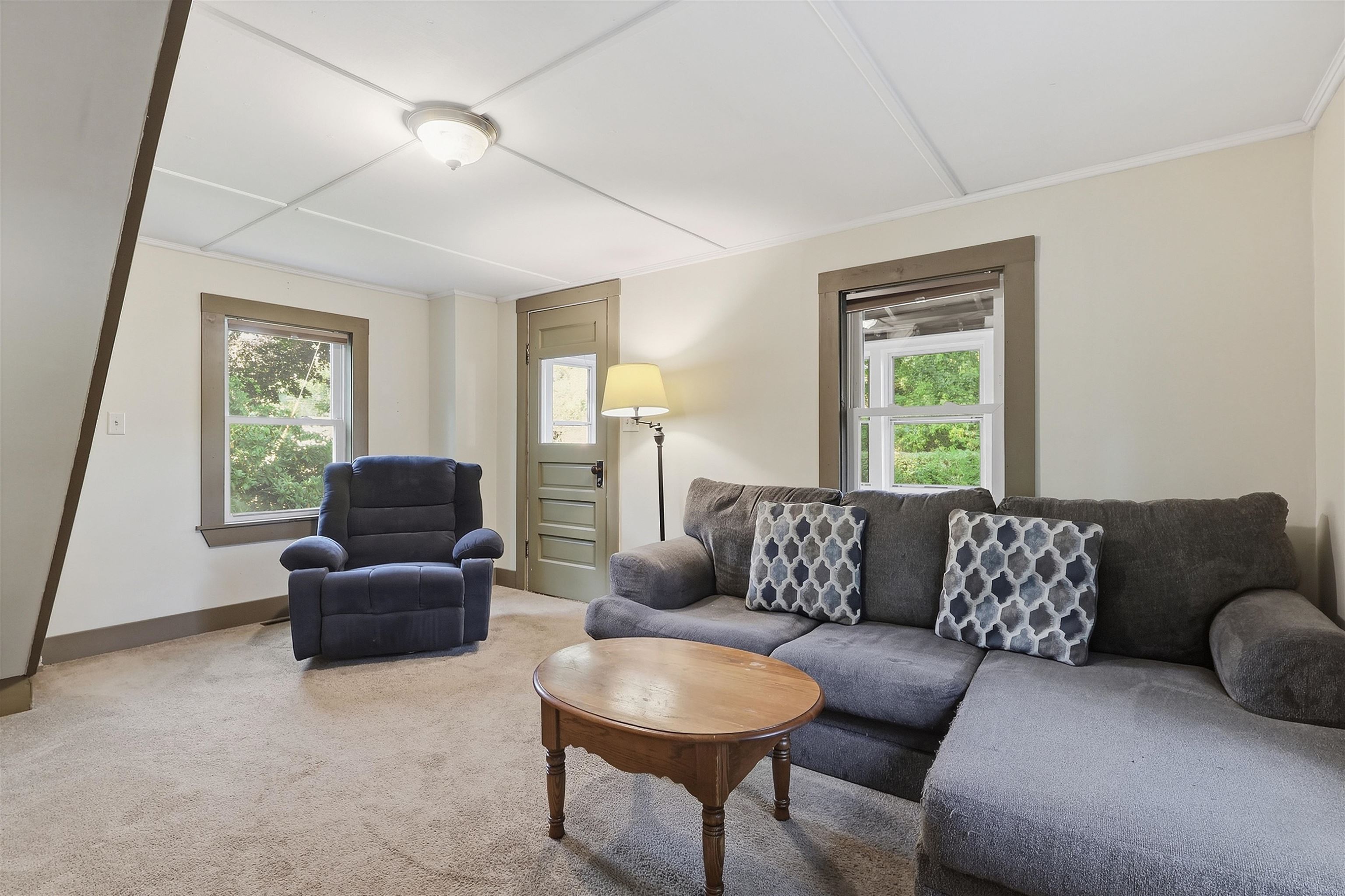 3 State Street Property Photo 8