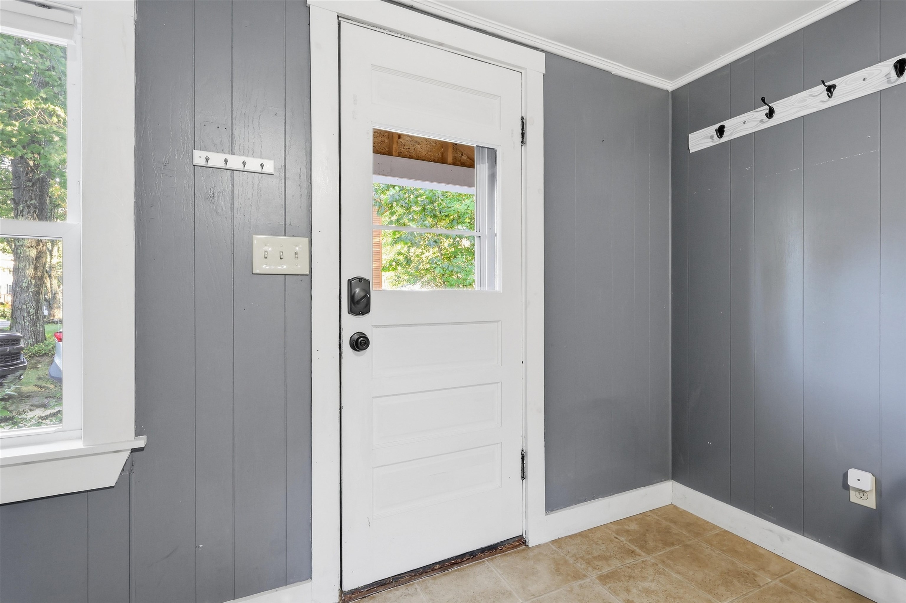 3 State Street Property Photo 15