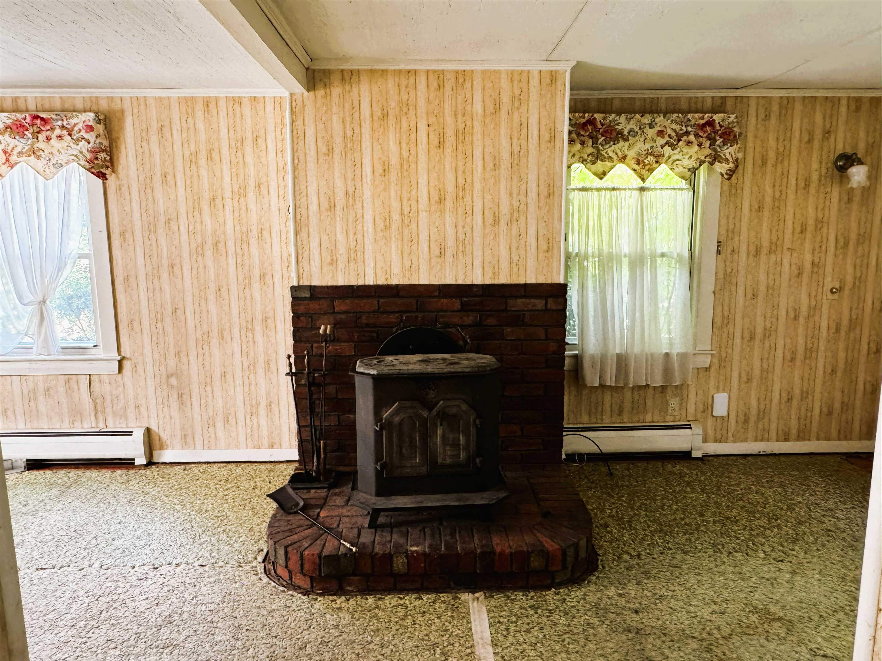 10 Whittier Street Property Photo 11