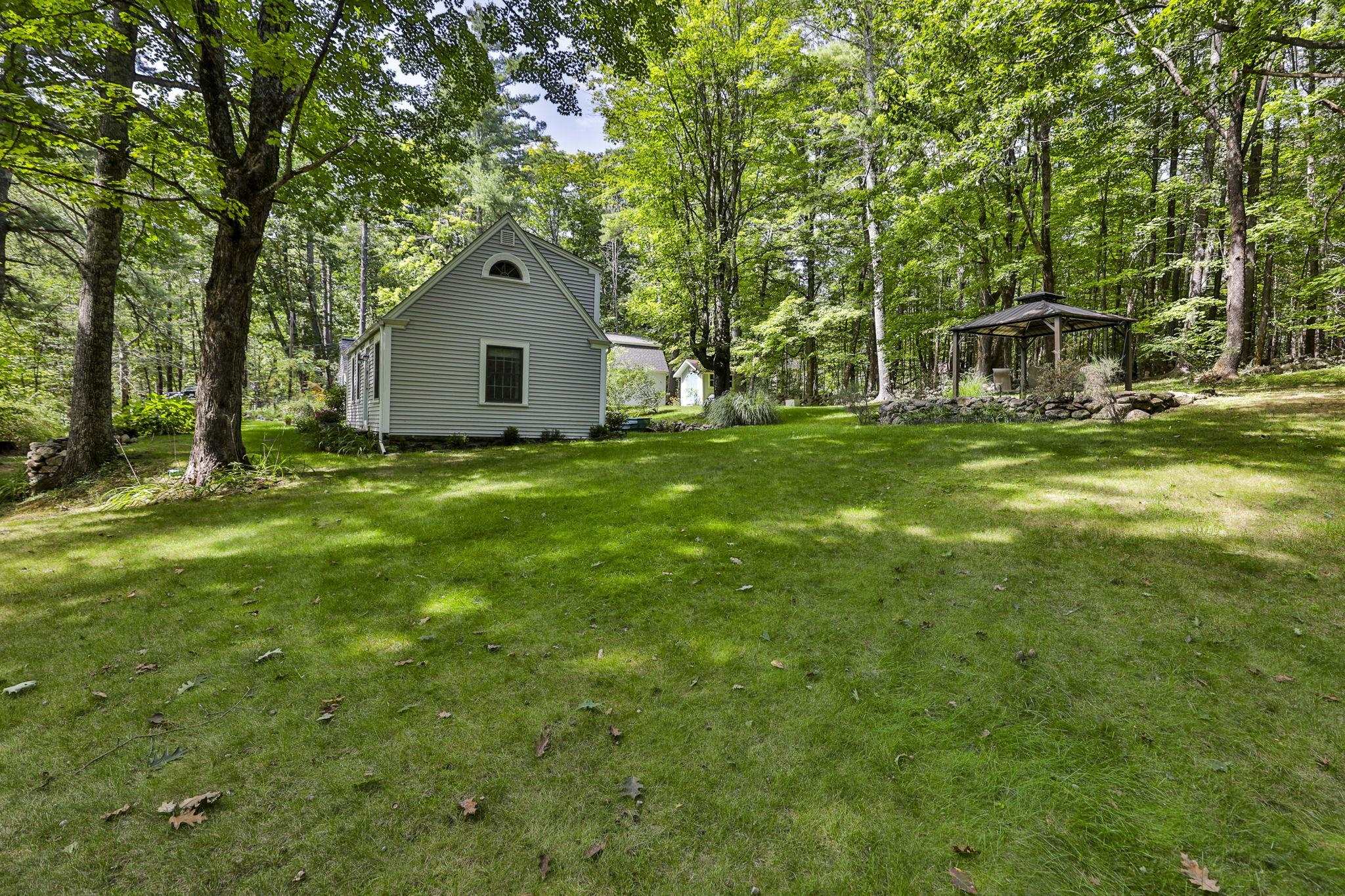 8 Putnam Hill Road Property Photo 11
