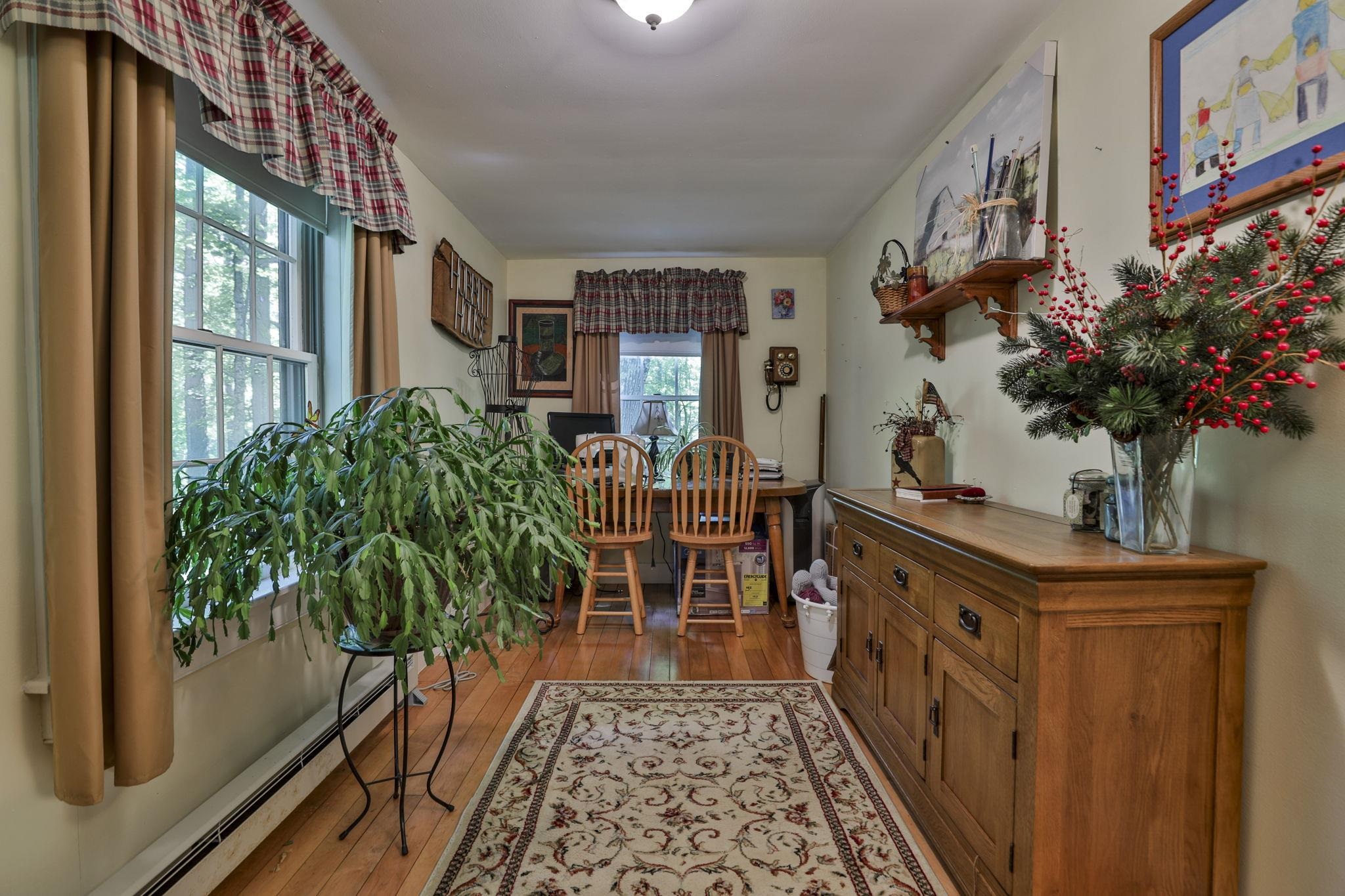 8 Putnam Hill Road Property Photo 28