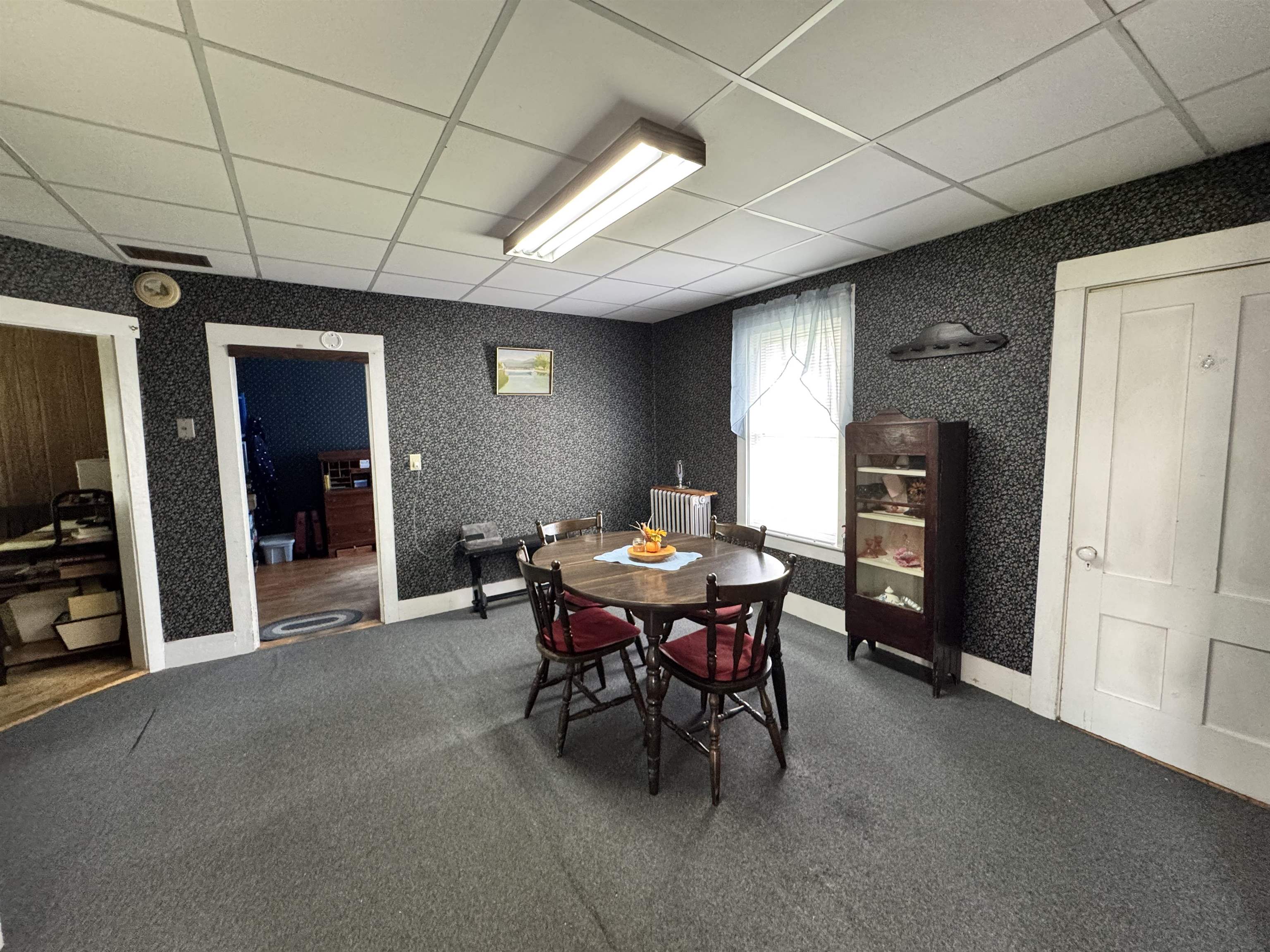 9 West Street Property Photo 6