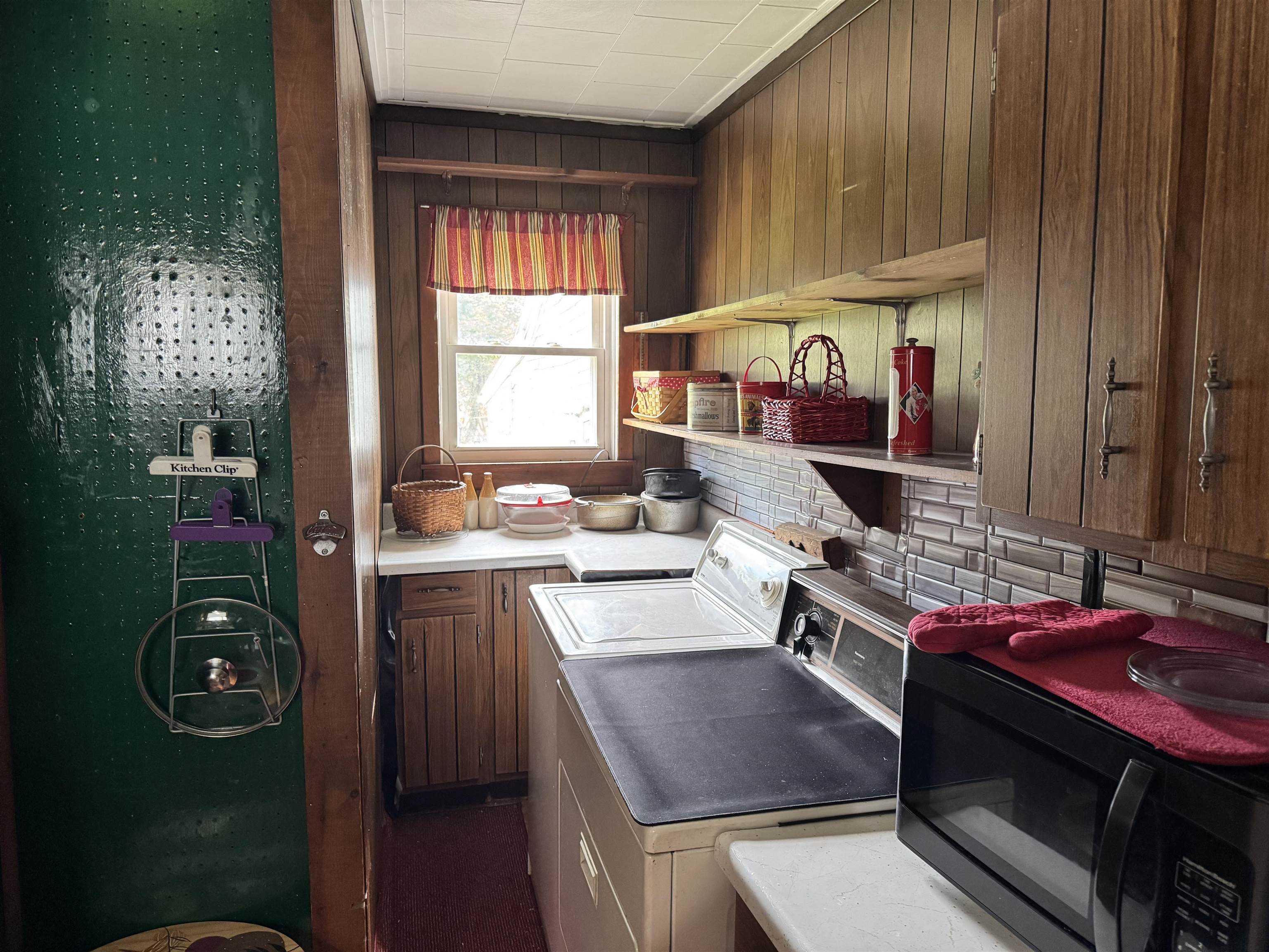 9 West Street Property Photo 9