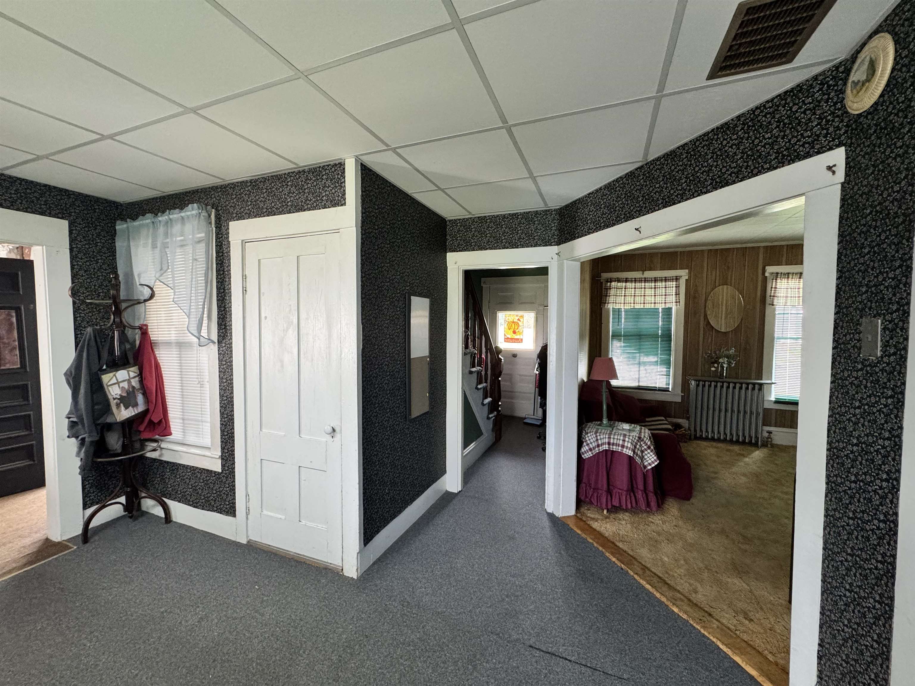 9 West Street Property Photo 10