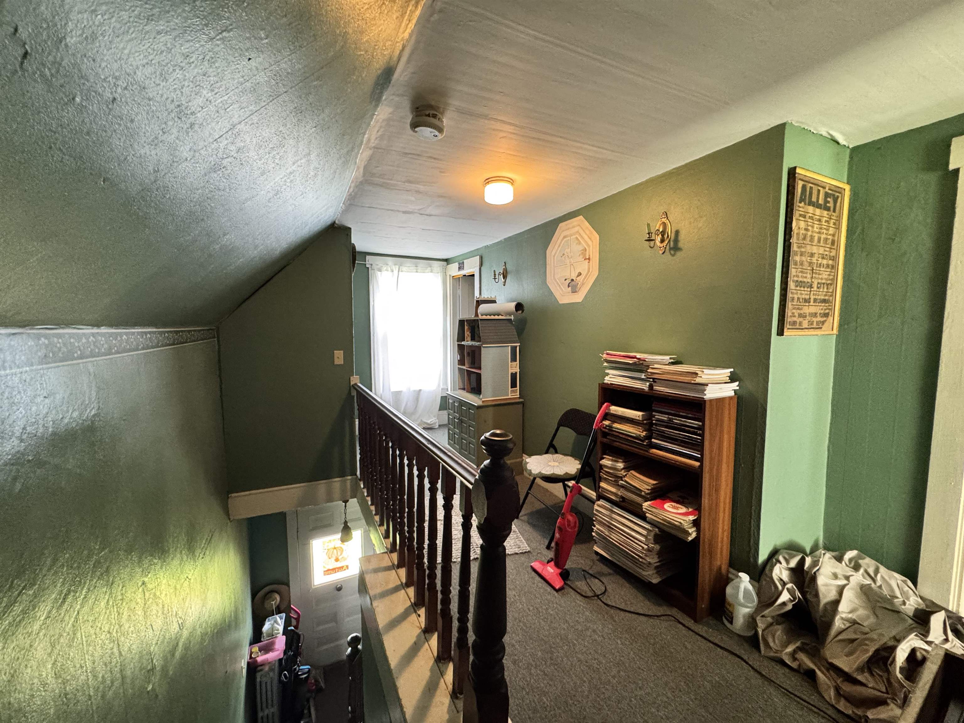 9 West Street Property Photo 14