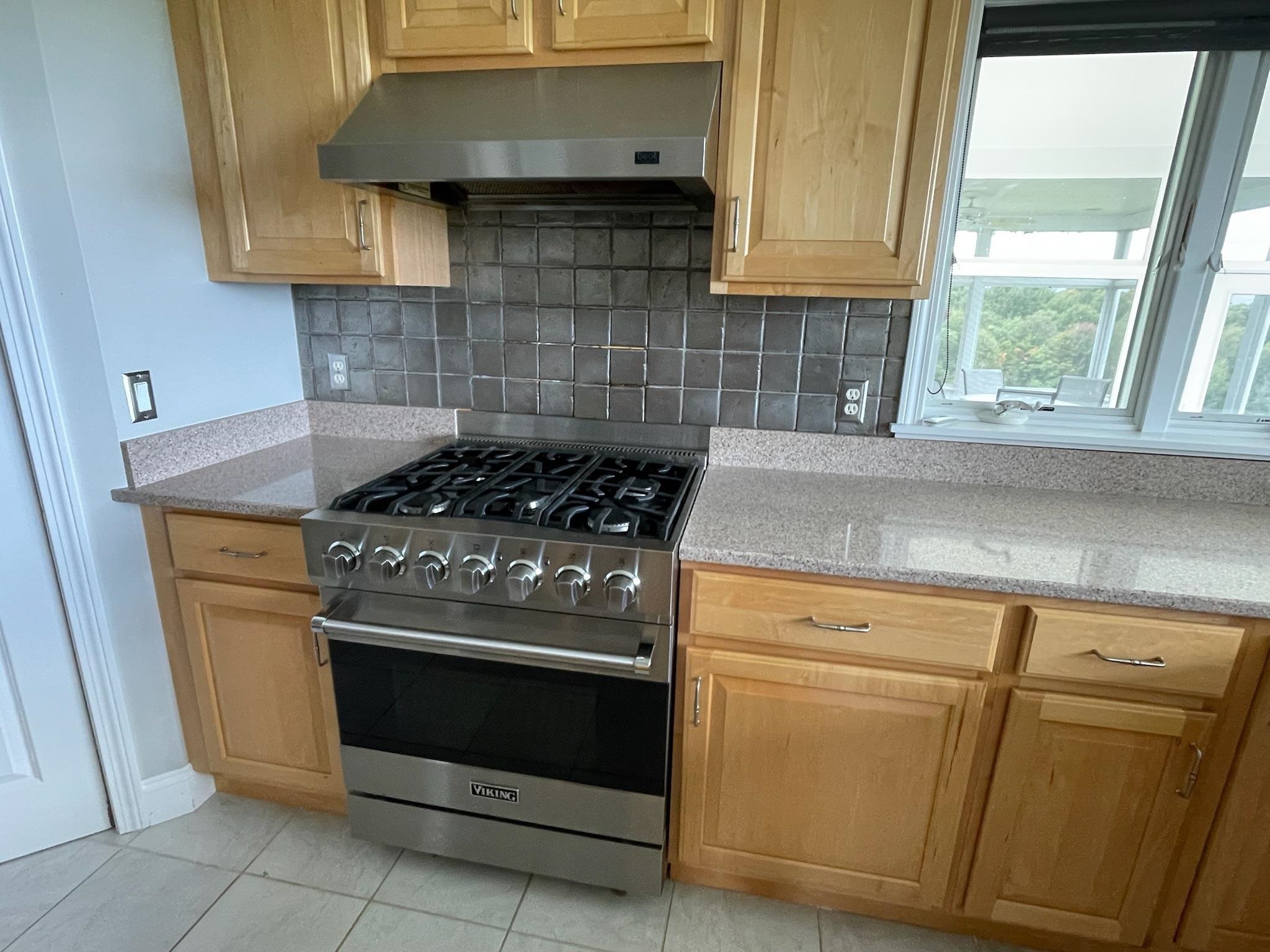 1063 Whipple Hill Drive Property Photo 14