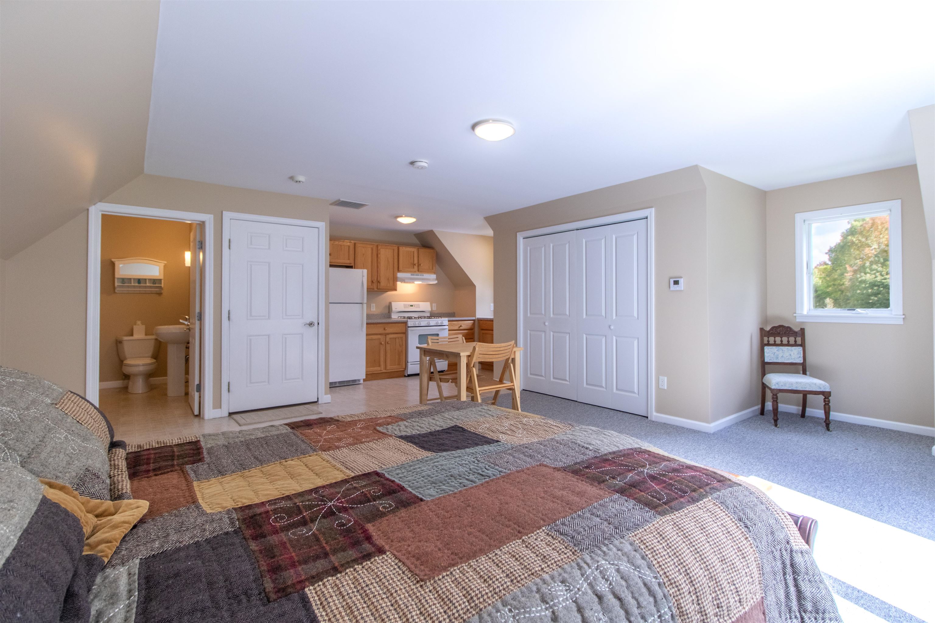 1063 Whipple Hill Drive Property Photo 41
