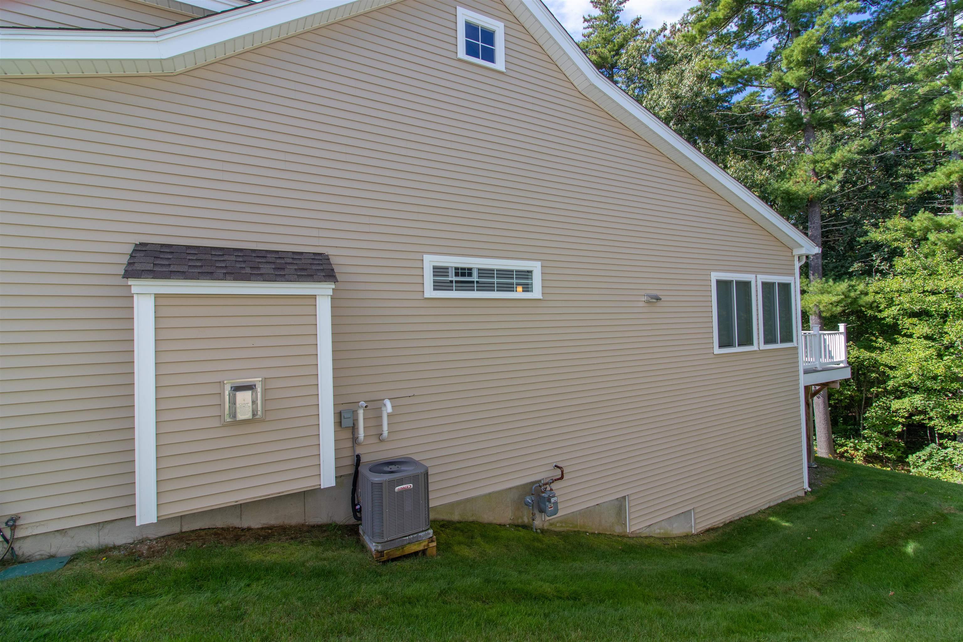 11 Toby Circle Property Photo 6