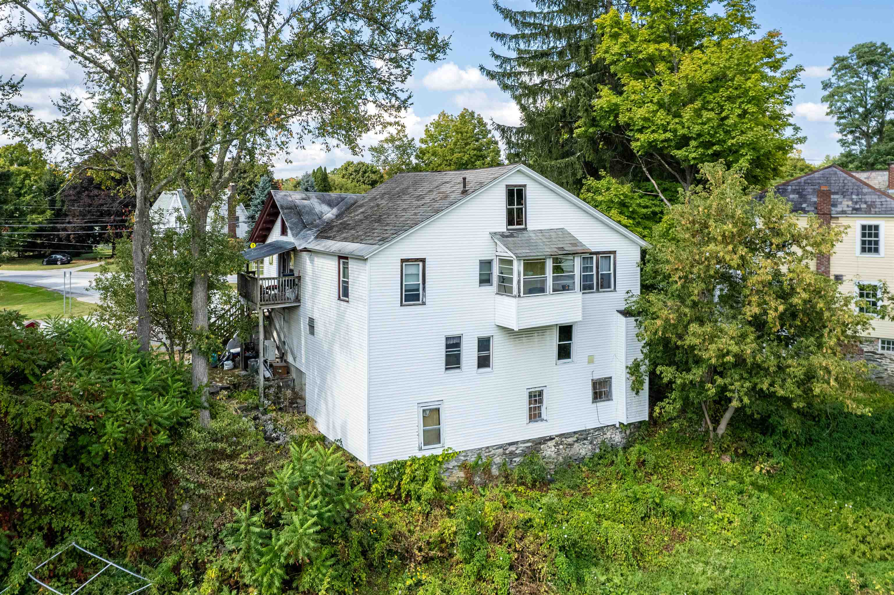 11 On The Green Street Property Photo 8