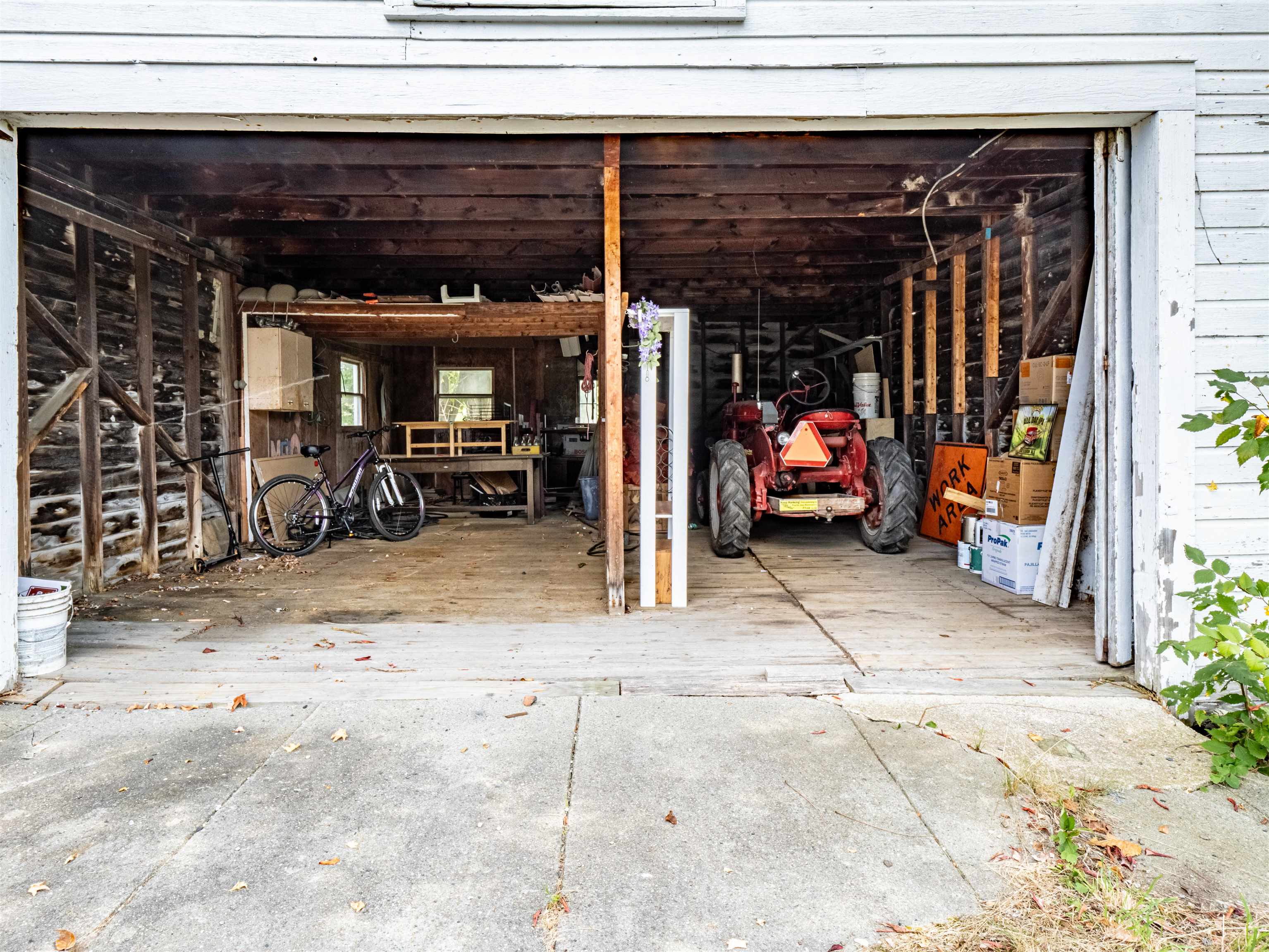 11 On The Green Street Property Photo 42