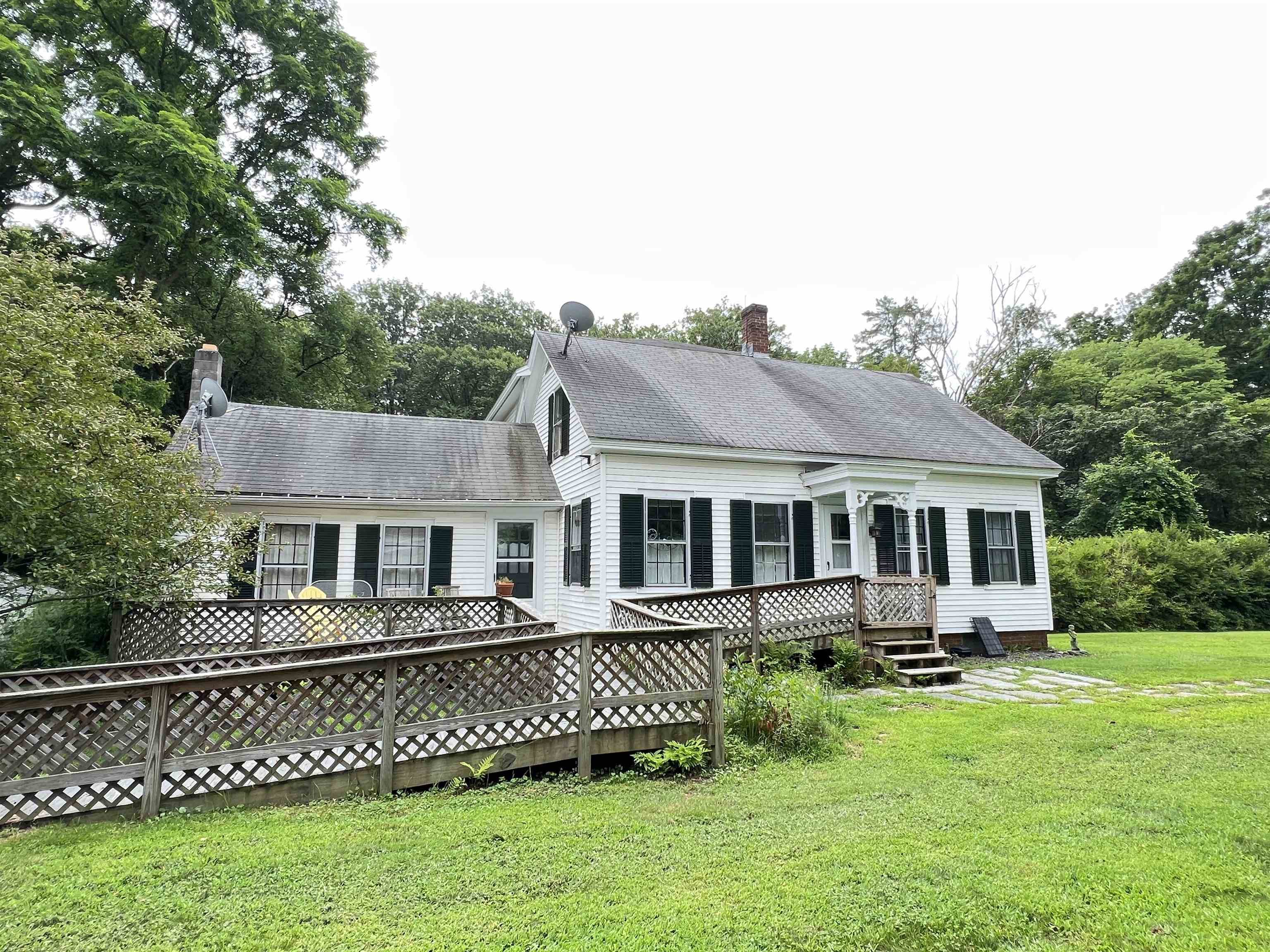 51 Cabot Lane Property Photo 27