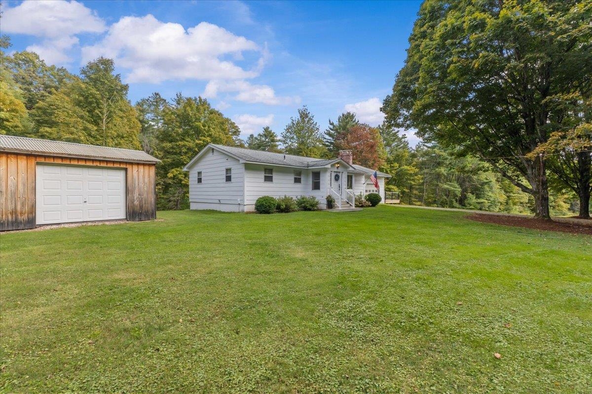 147 Browns Trace Property Photo 41