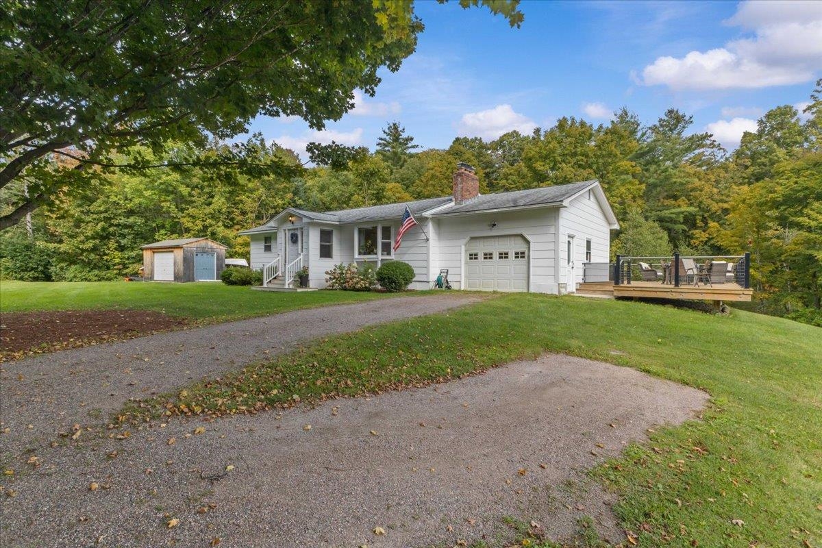 147 Browns Trace Property Photo 43