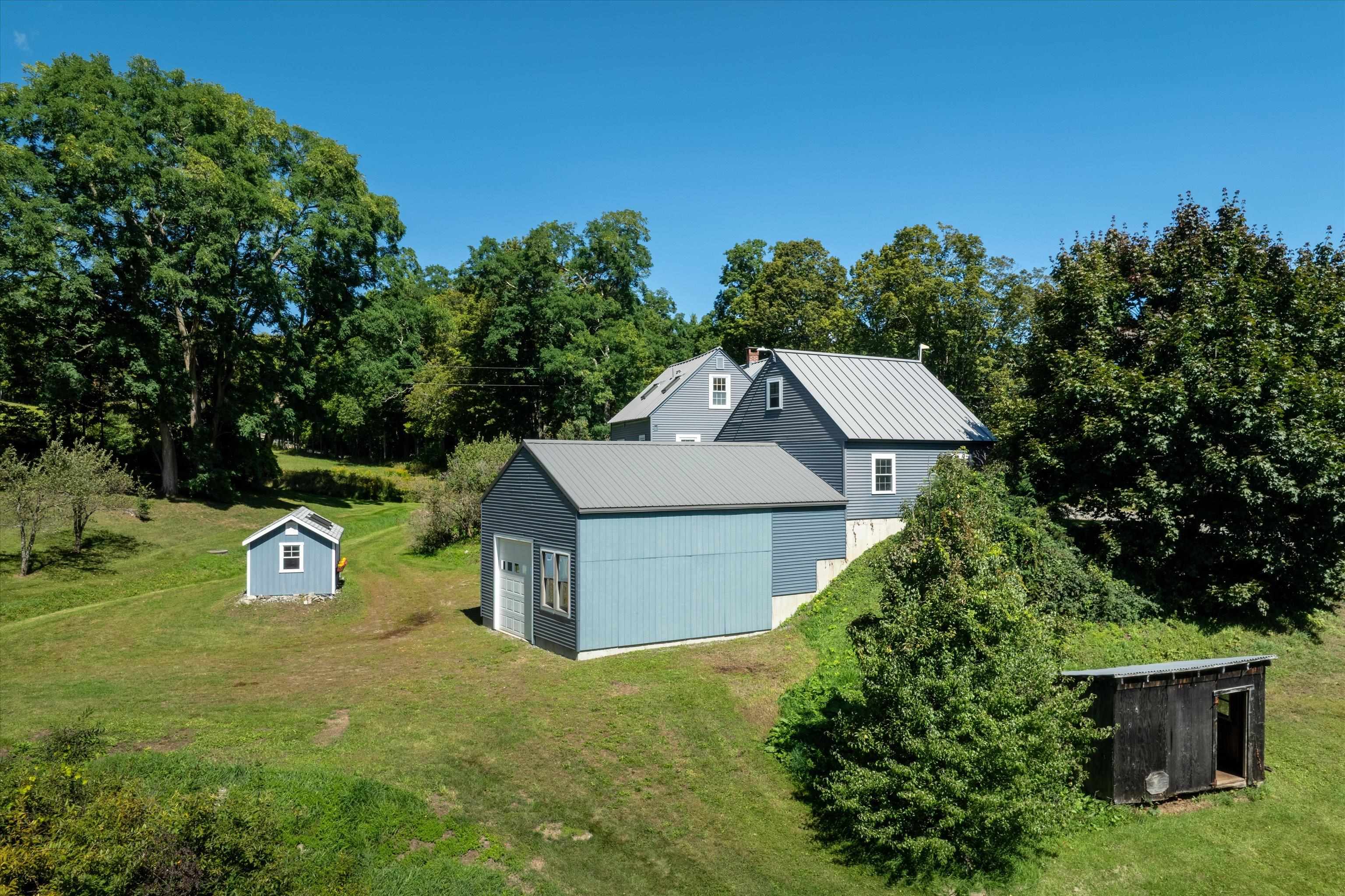 888 Skyline Drive Property Photo 5