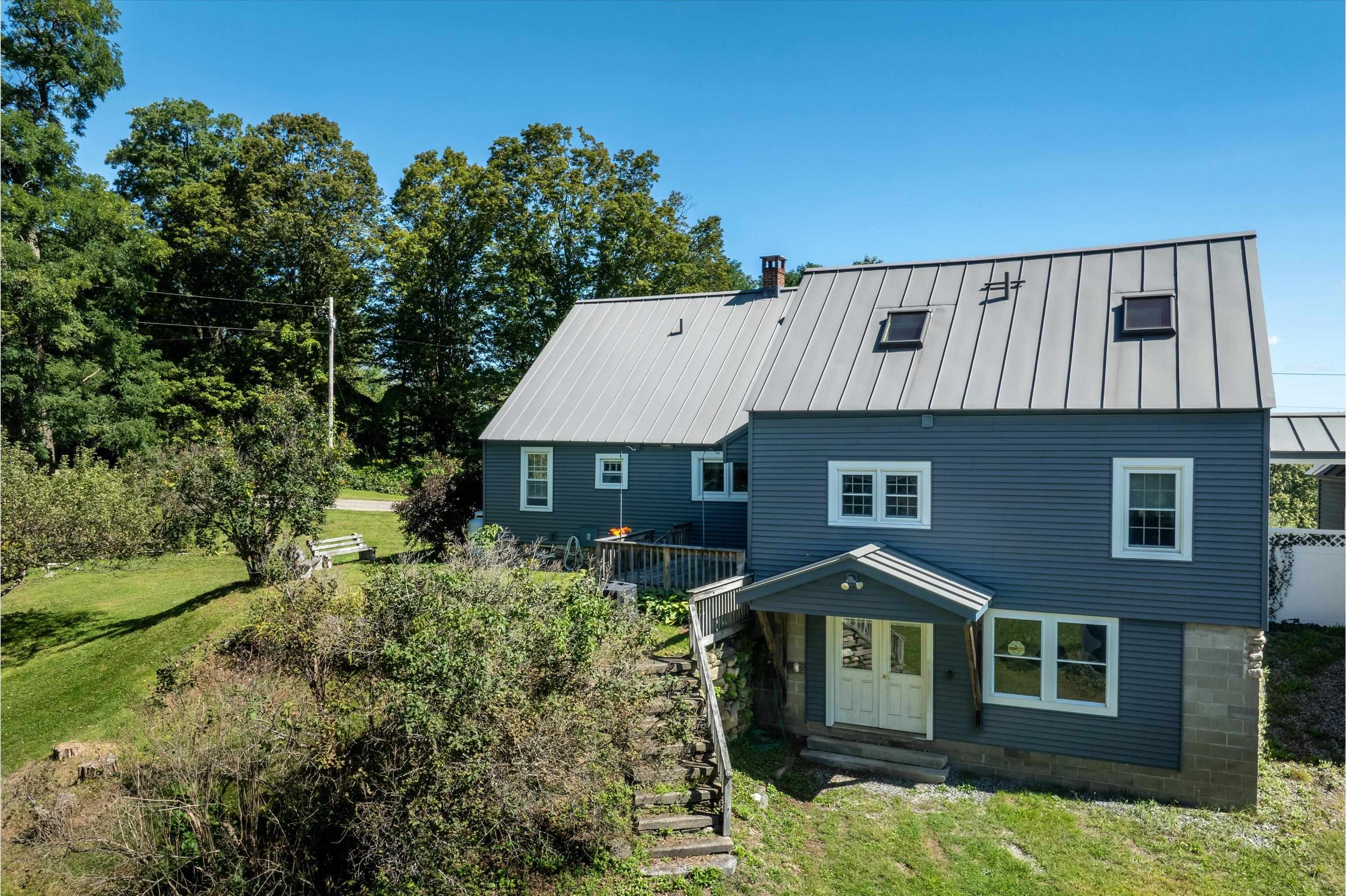 888 Skyline Drive Property Photo 8