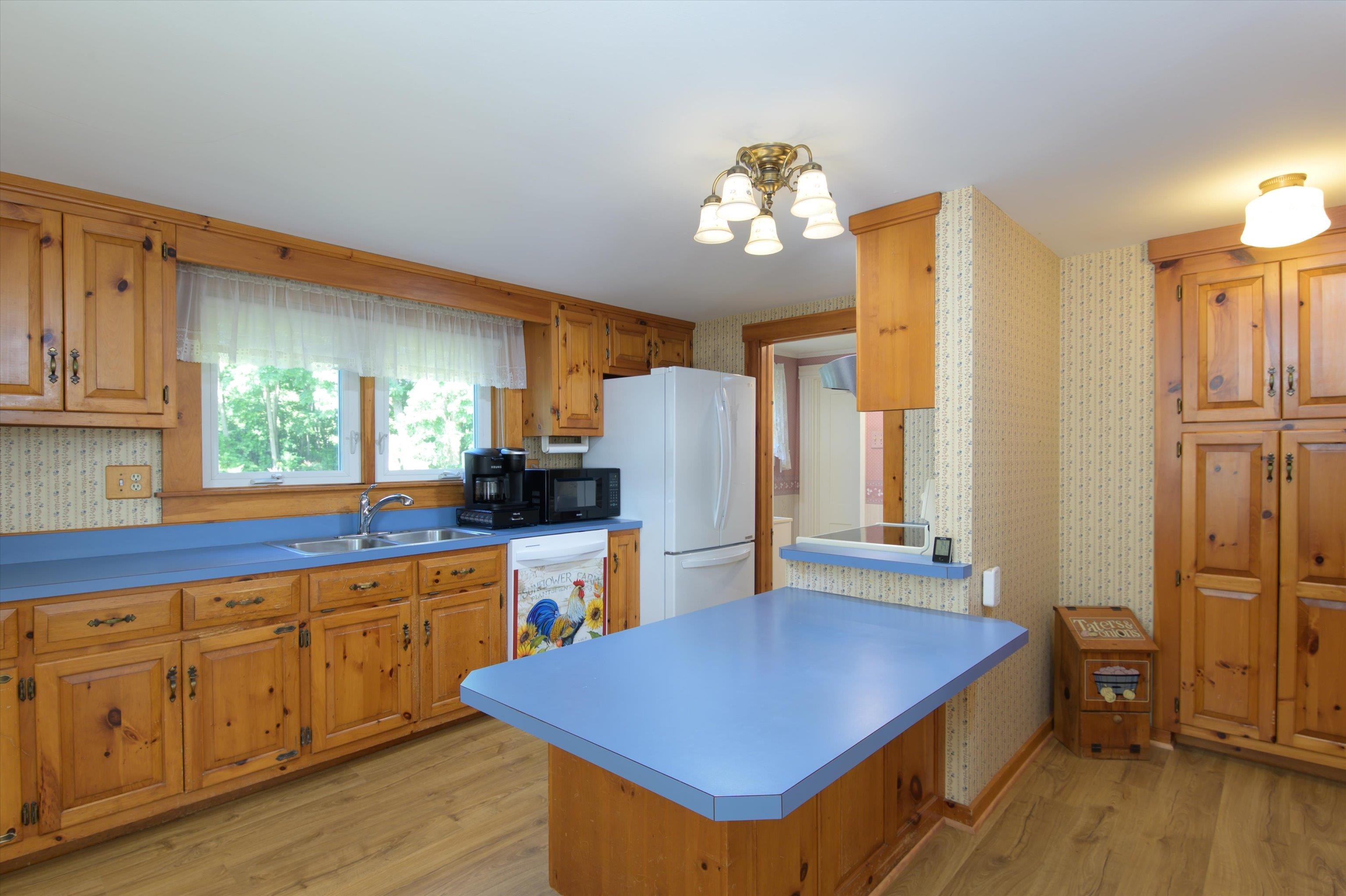 888 Skyline Drive Property Photo 15