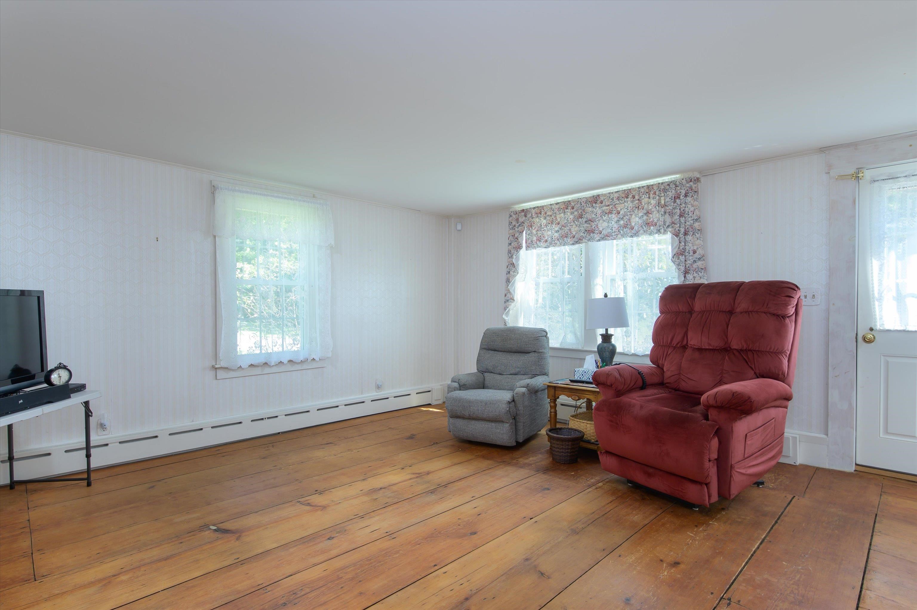 888 Skyline Drive Property Photo 22