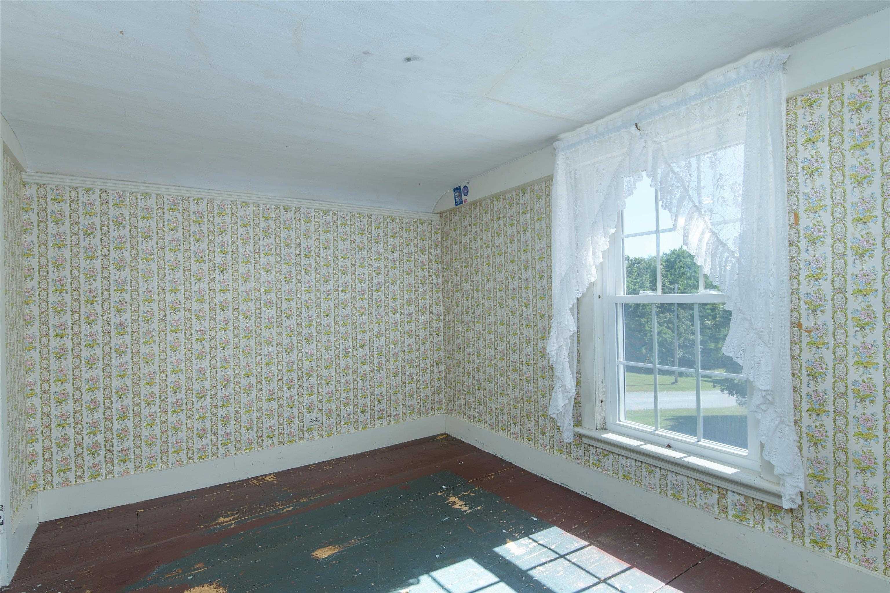 888 Skyline Drive Property Photo 34