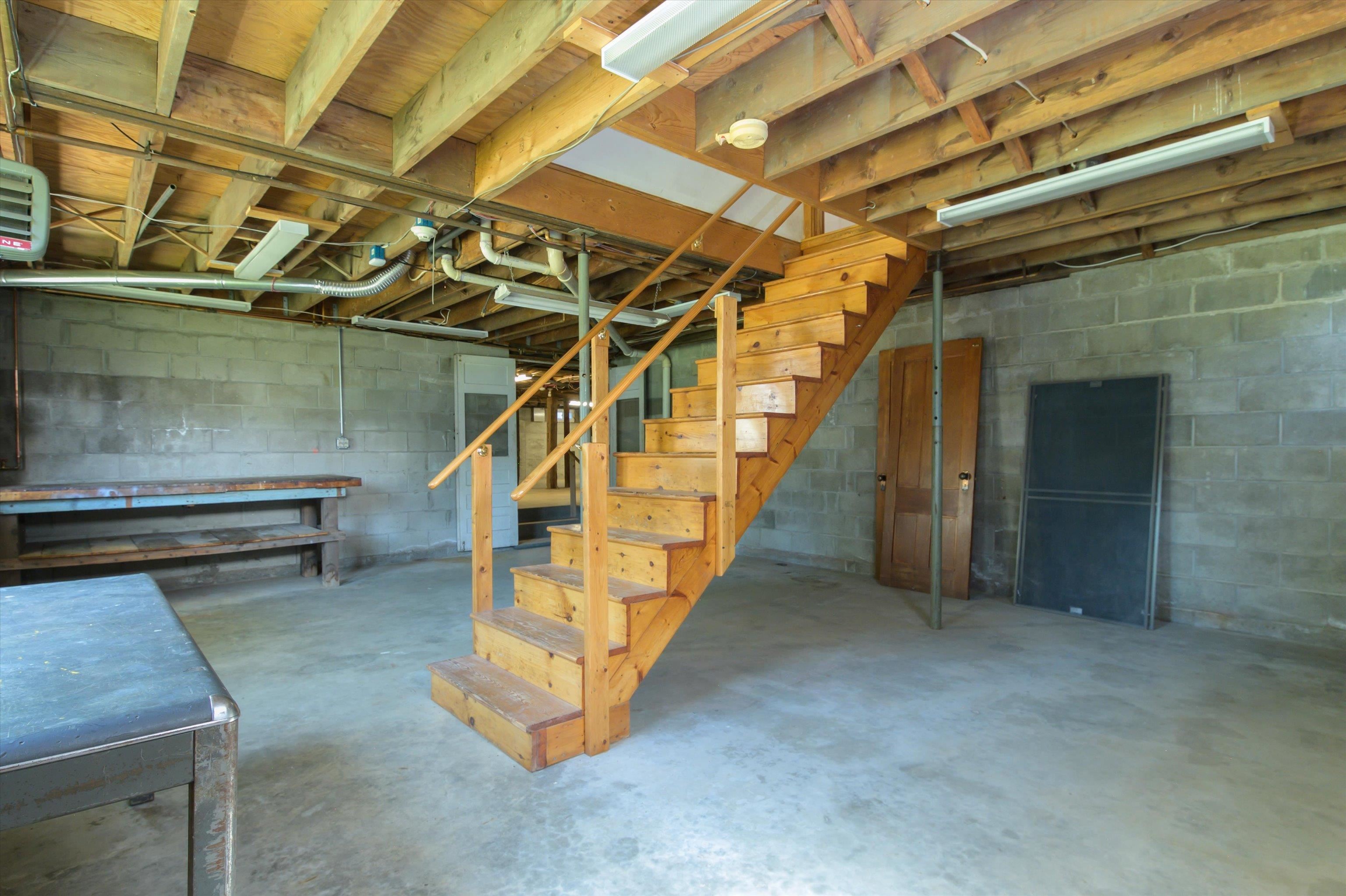 888 Skyline Drive Property Photo 44