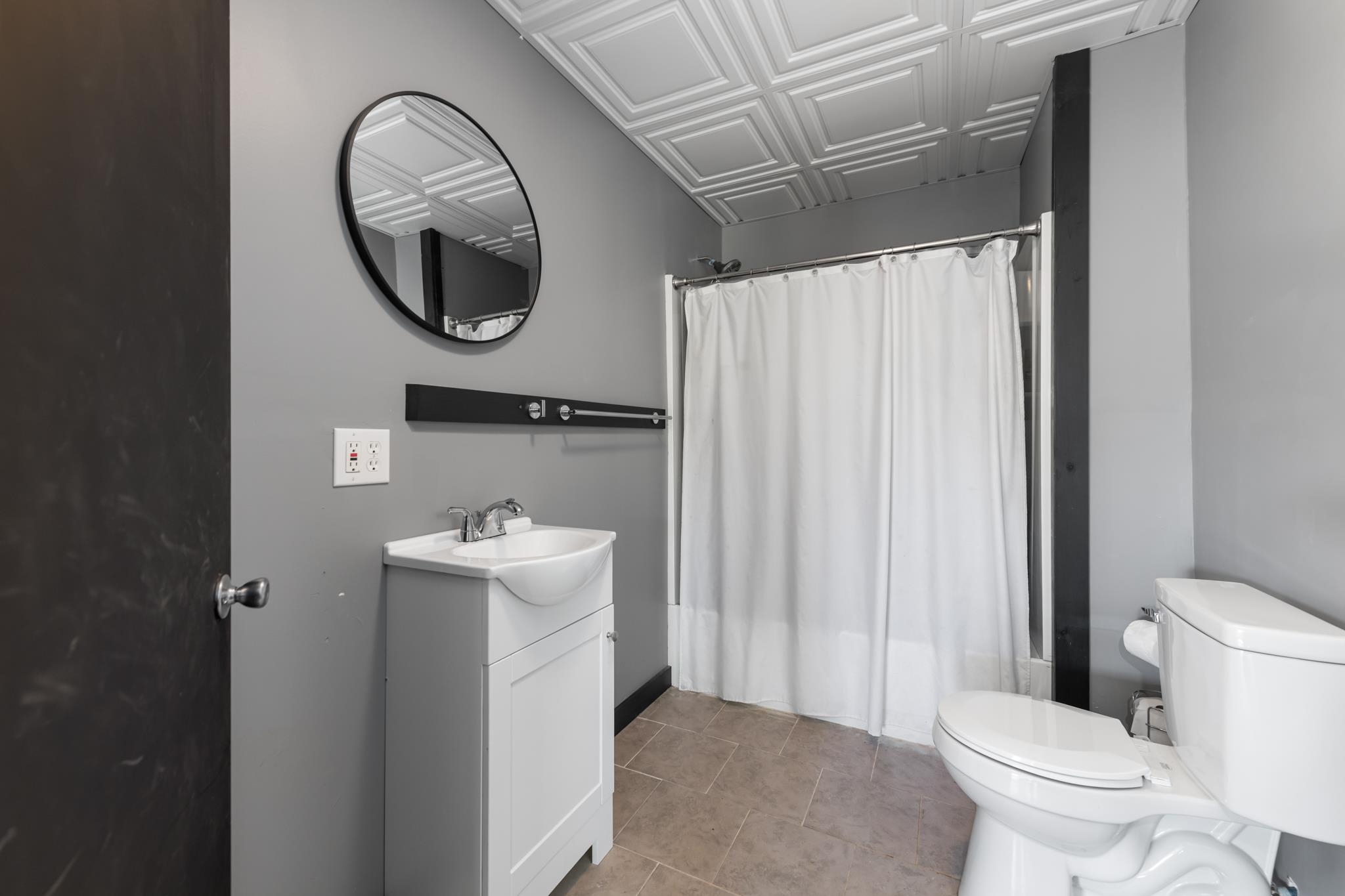140 Crescent Street Property Photo 31