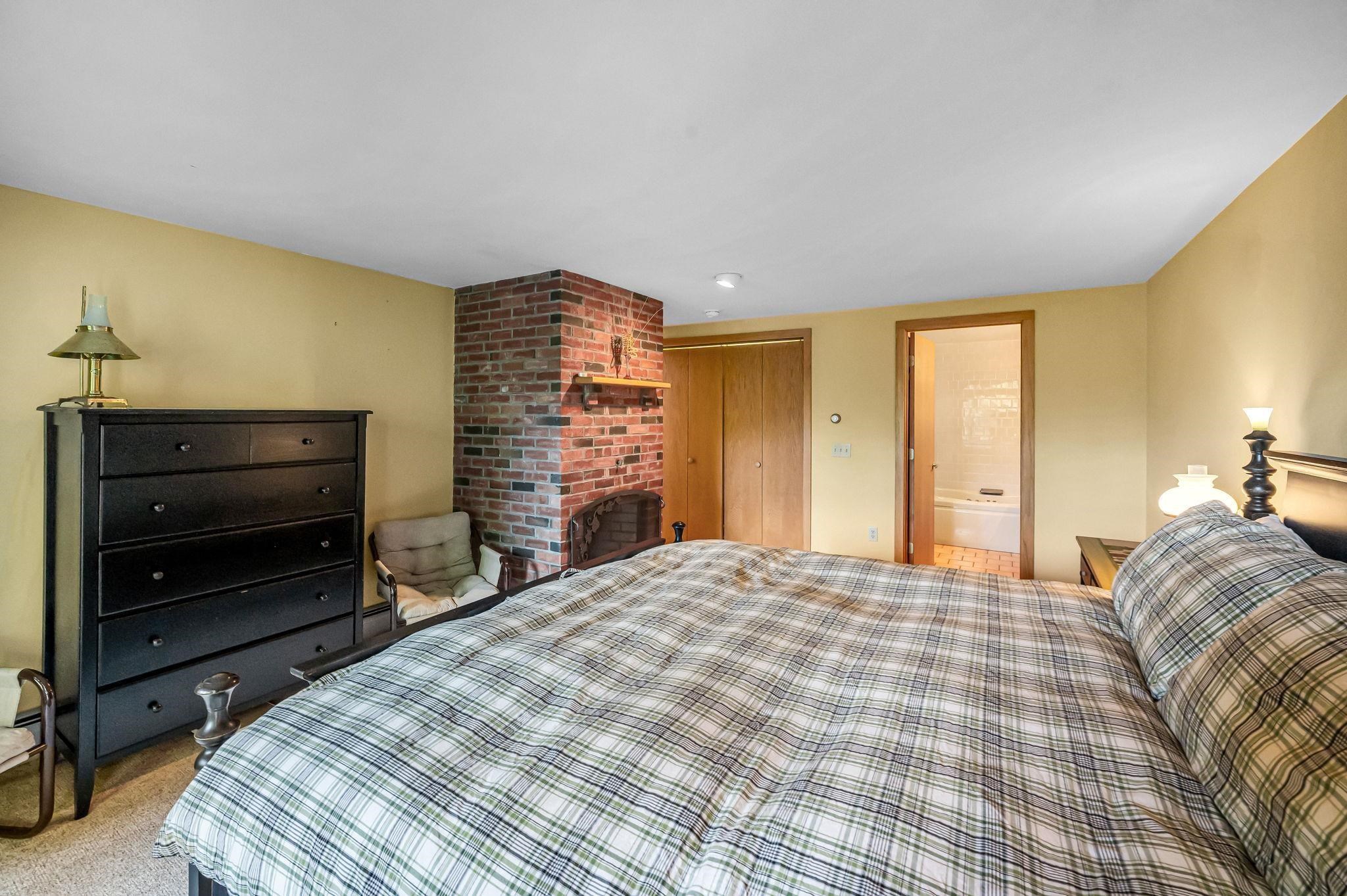 33 Carinthia Drive Property Photo 22