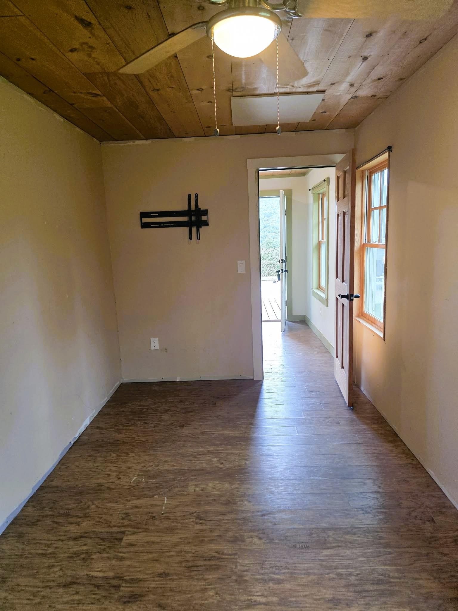 135 Winterbell Drive Property Photo 24